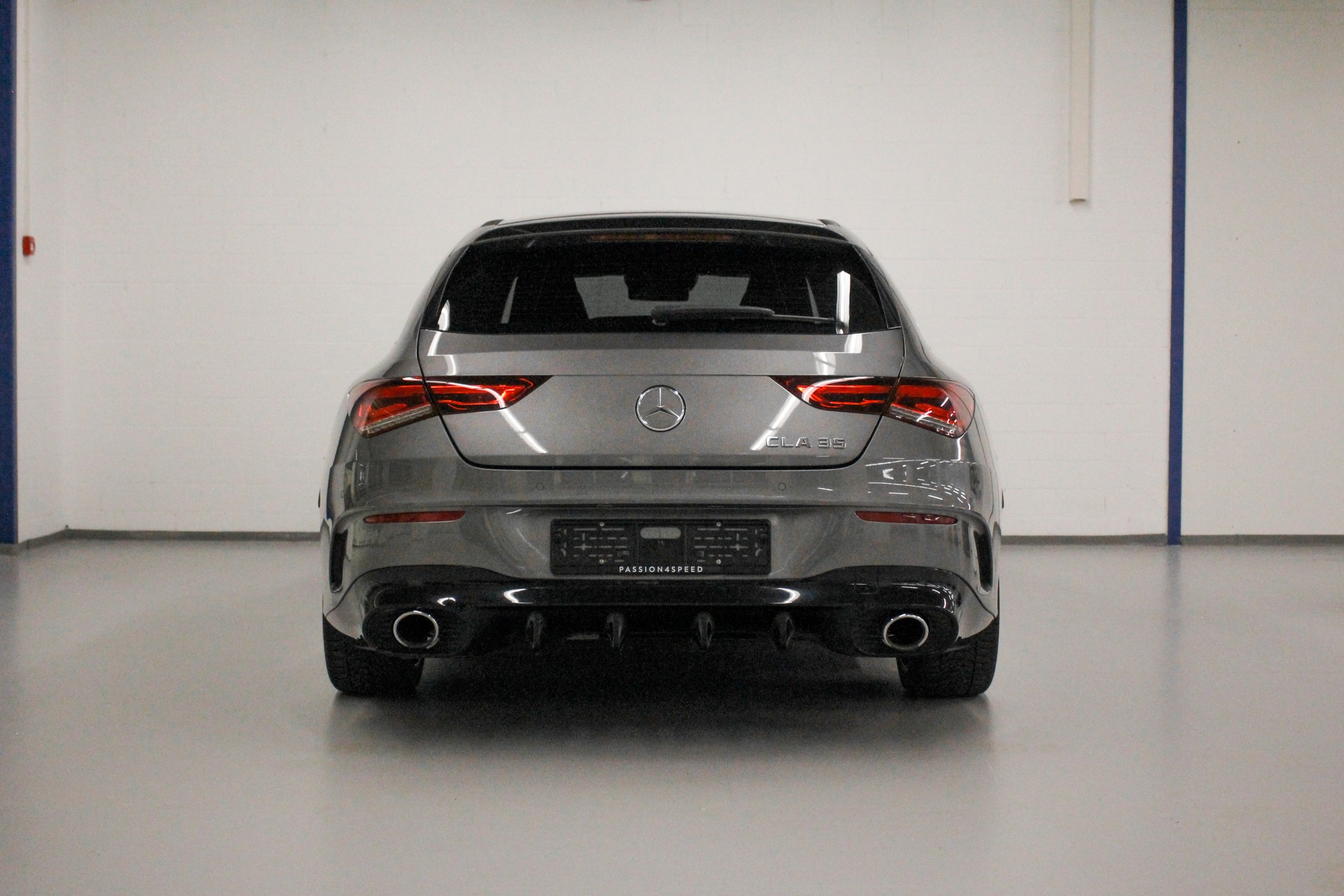 MERCEDES-BENZ CLA Shooting Brake 35 AMG 4Matic 7G-DCT-showroom-element-3