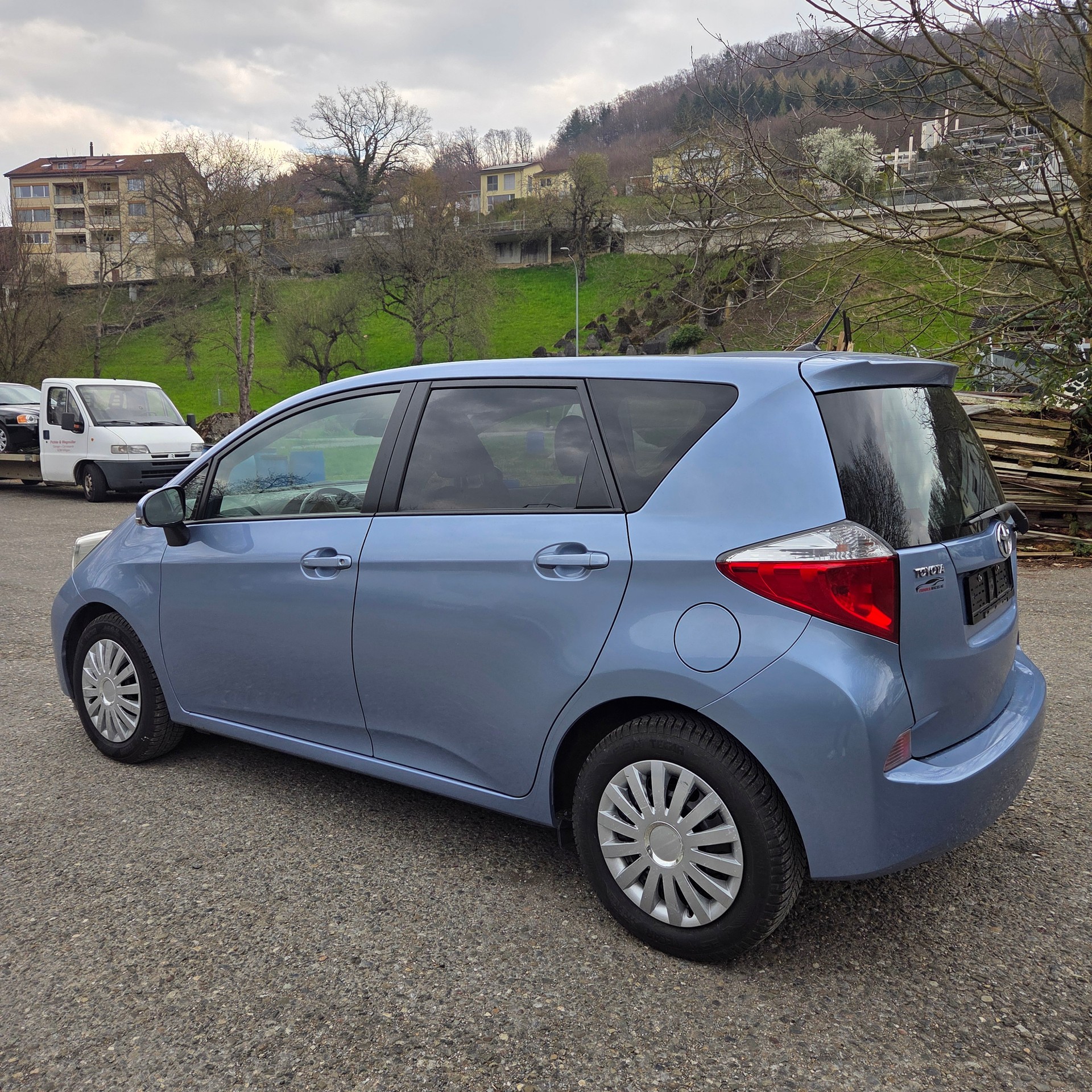 TOYOTA Verso-S 1.33 Linea Terra Multidrive S-image-3