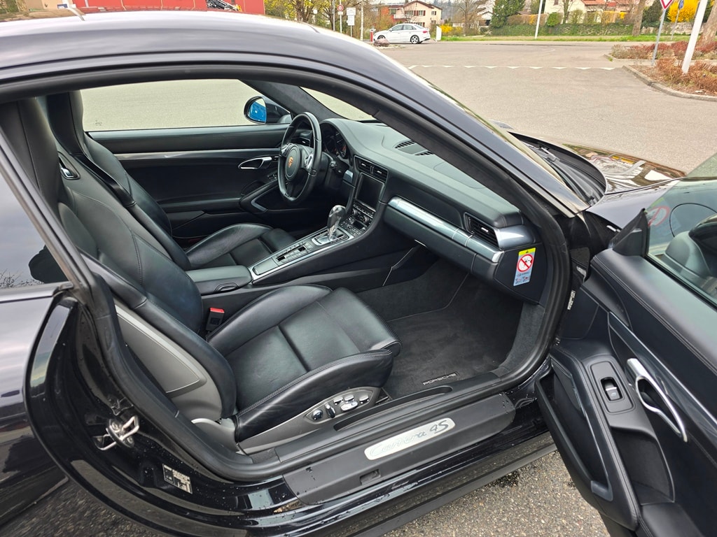 PORSCHE 911 Carrera 4S PDK-image-15