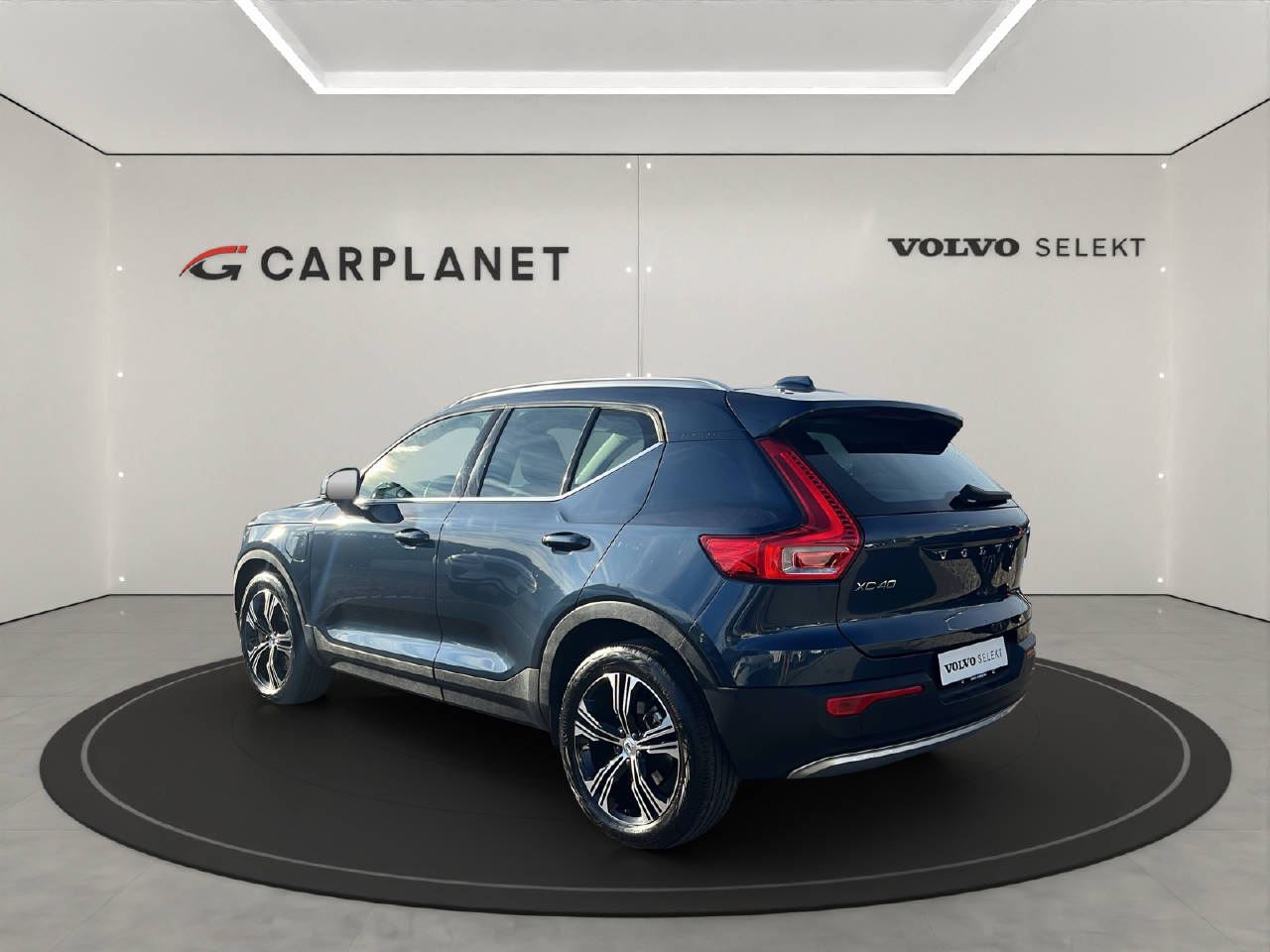 VOLVO XC40 1.5 T5 PiH Inscription-showroom-element-3