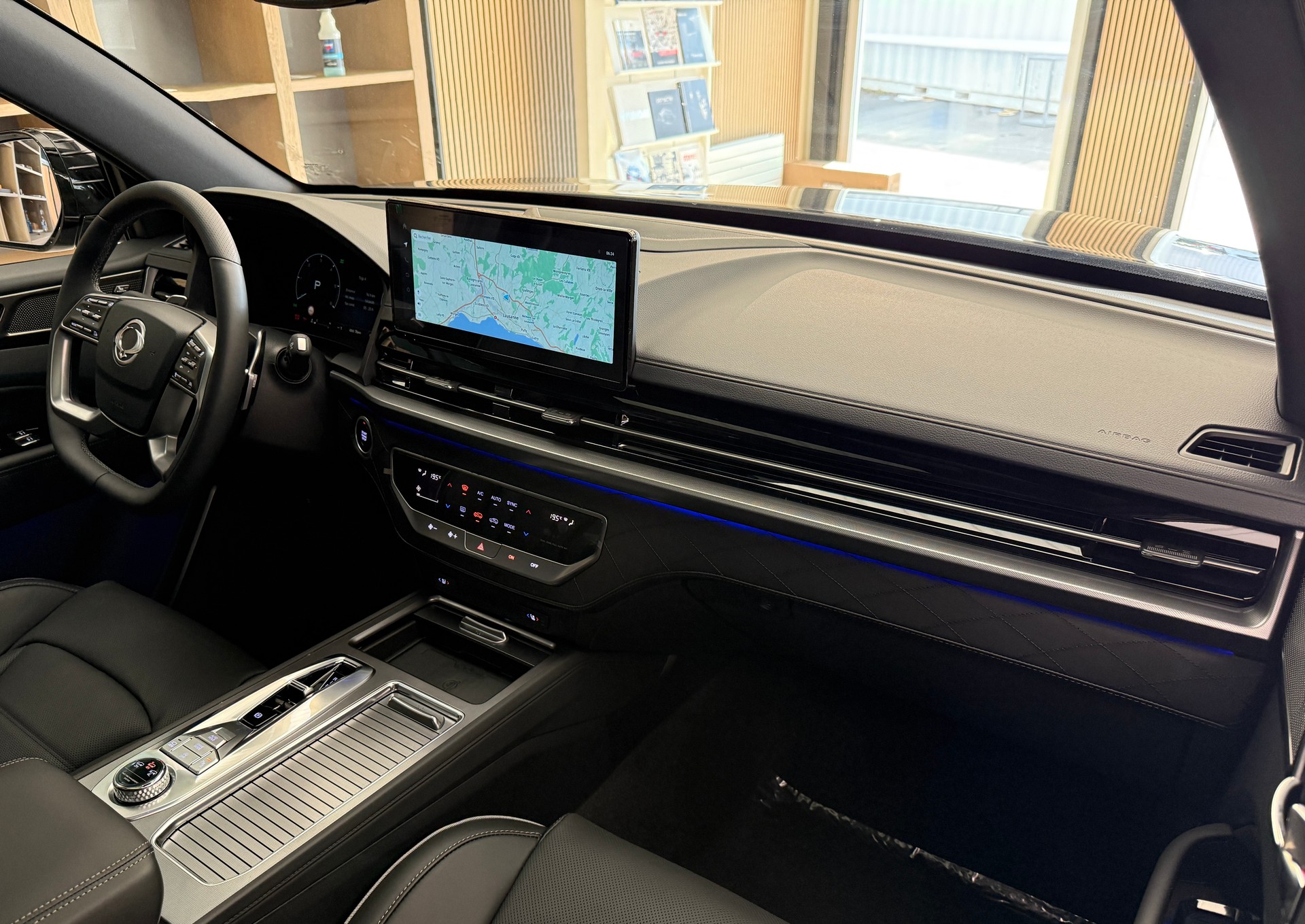 KGM-SsangYong Rexton 2.2 CRDi 7 Pl. Blackline 4WD AT-image-15
