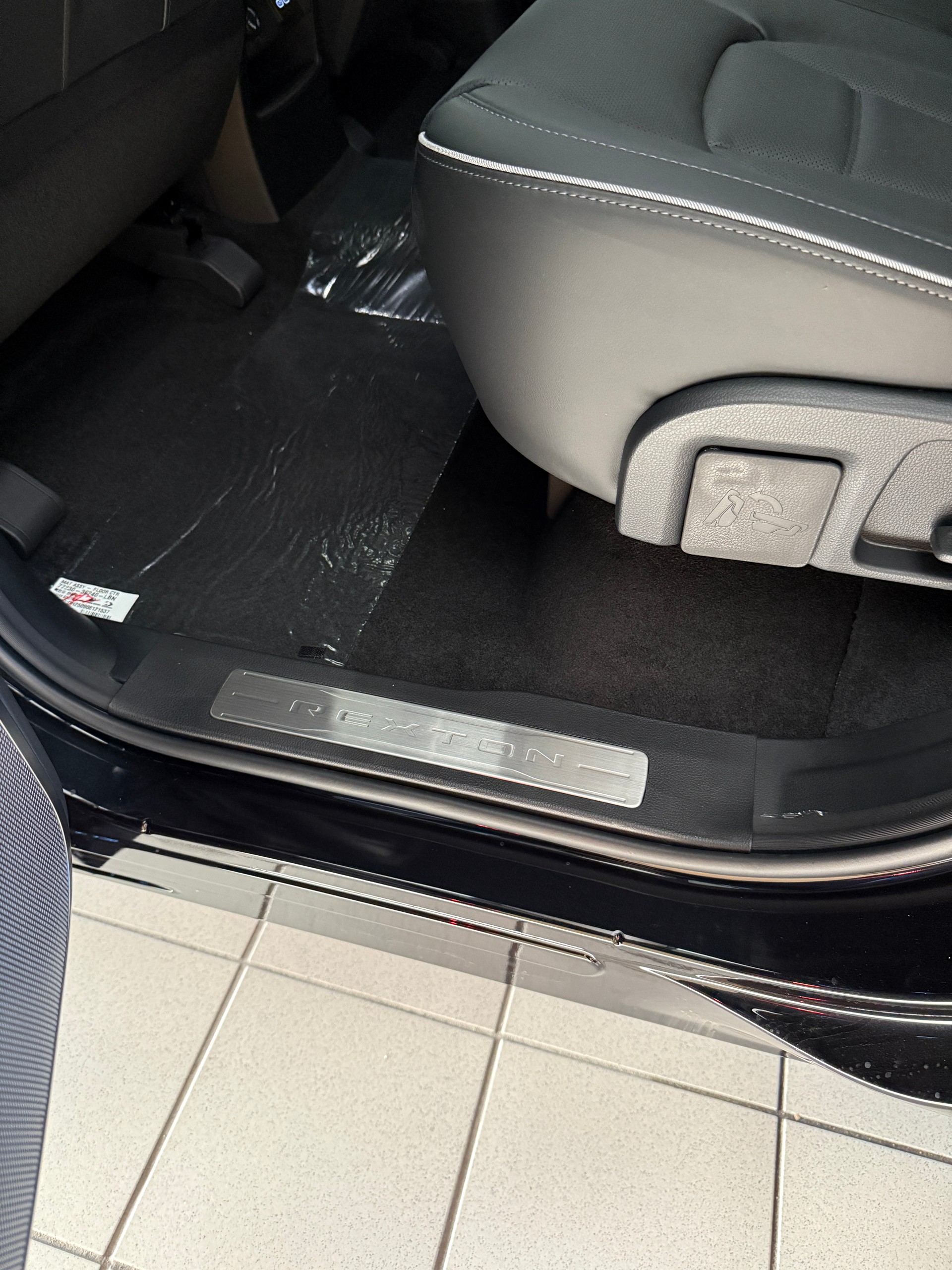 KGM-SsangYong Rexton 2.2 CRDi 7 Pl. Blackline 4WD AT-image-20