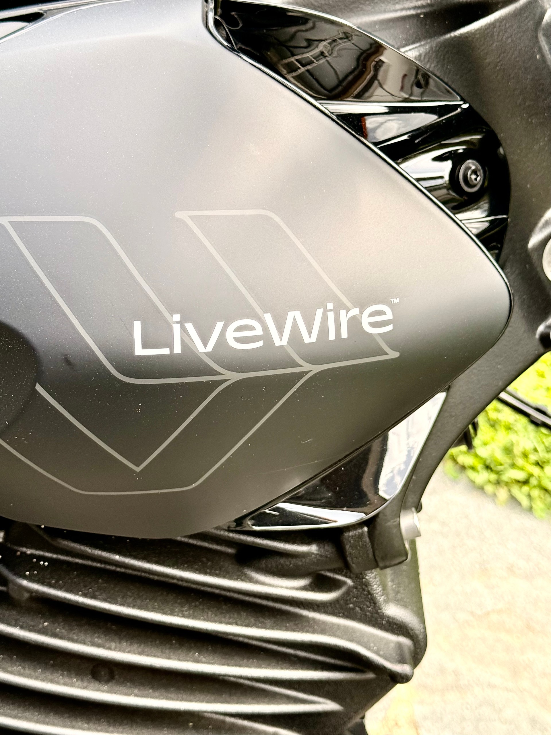 LIVEWIRE S2 Alpinista Asphalt Black matt-image-4