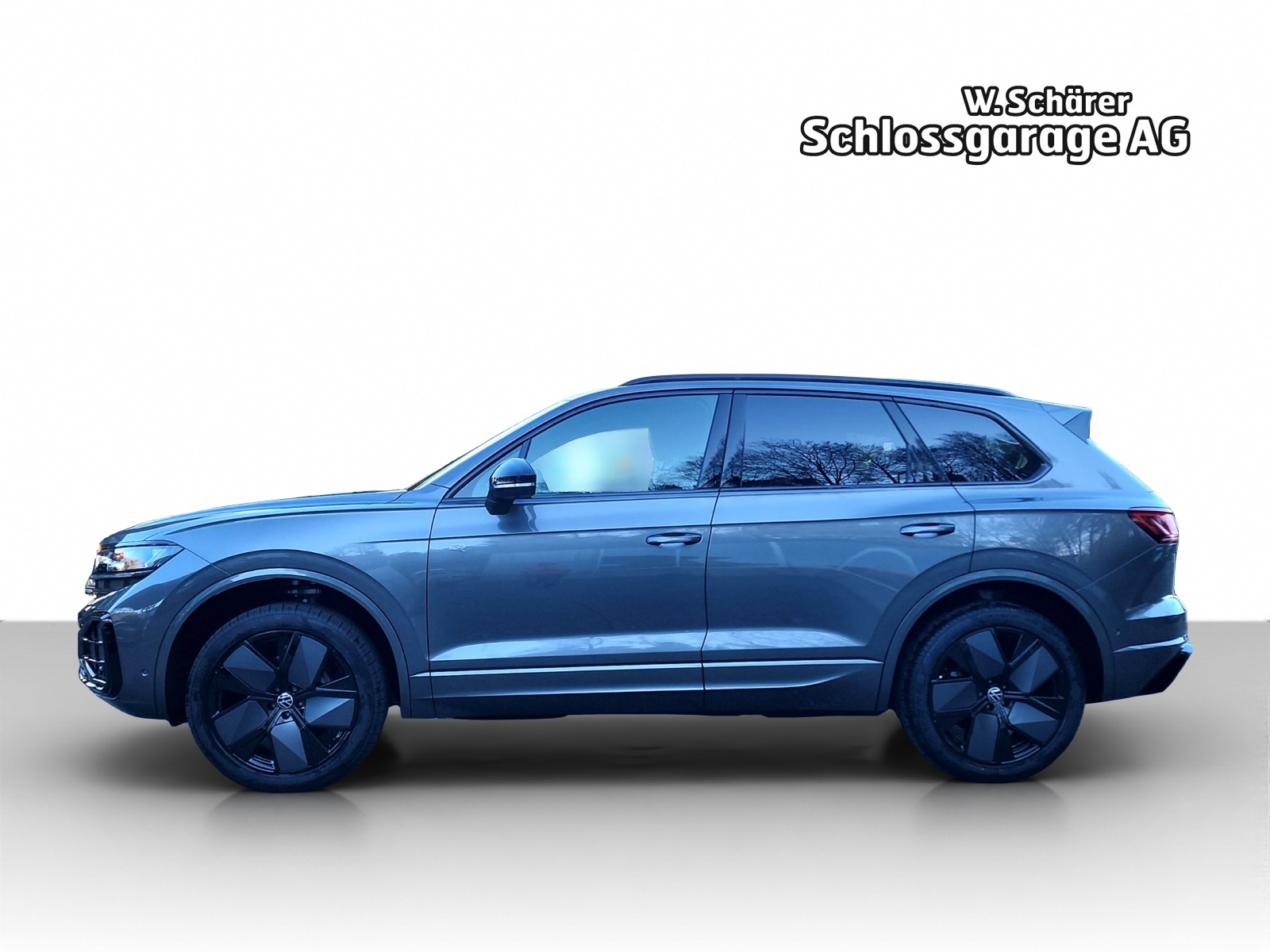 VW Touareg 3.0 TDI R-Line Final Edition Tiptronic-showroom-element-1