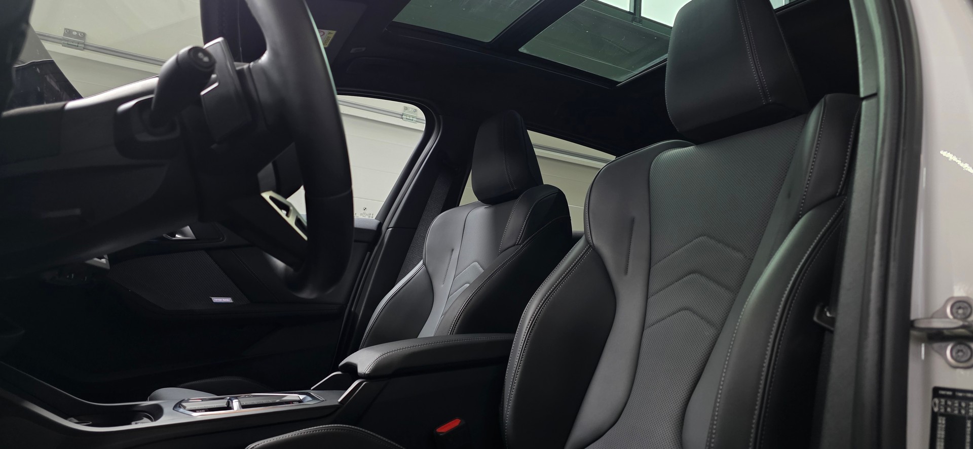 BMW 120d M Sport Steptronic *Harman/Kardon*ACC*360°Kamera*CarPlay/AndroidAuto*HeadUpDisplay*Panoramadach*-image-9