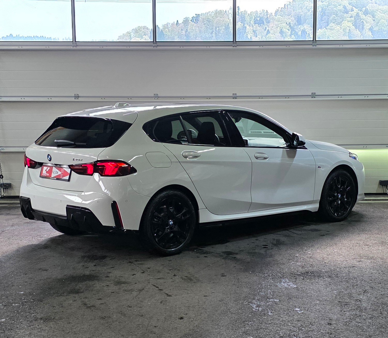 BMW 120d M Sport Steptronic *Harman/Kardon*ACC*360°Kamera*CarPlay/AndroidAuto*HeadUpDisplay*Panoramadach*-image-4