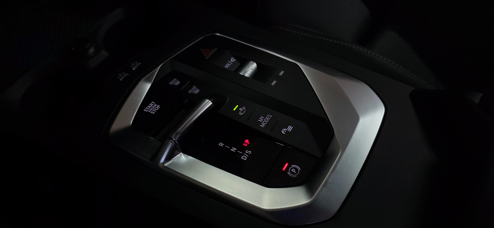 BMW 120d M Sport Steptronic *Harman/Kardon*ACC*360°Kamera*CarPlay/AndroidAuto*HeadUpDisplay*Panoramadach*-image-18