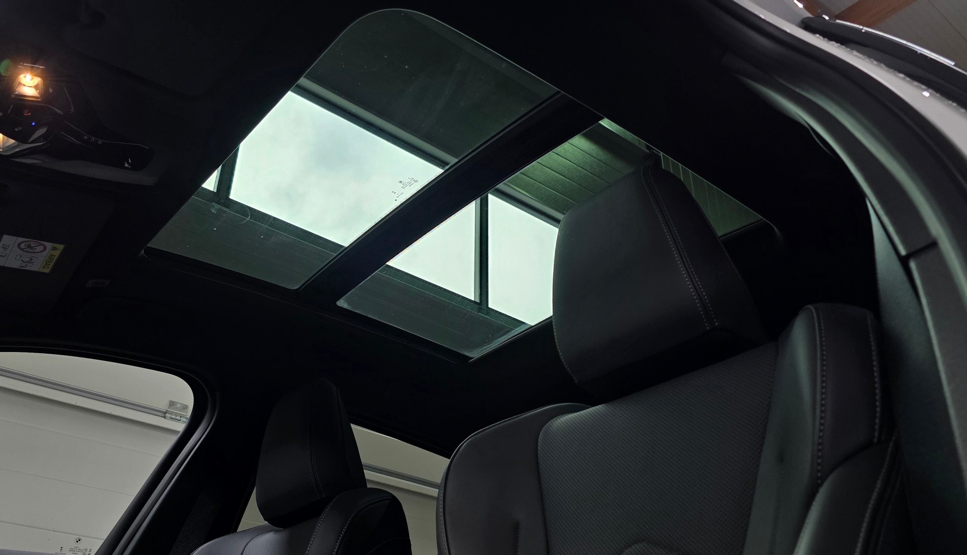 BMW 120d M Sport Steptronic *Harman/Kardon*ACC*360°Kamera*CarPlay/AndroidAuto*HeadUpDisplay*Panoramadach*-image-10