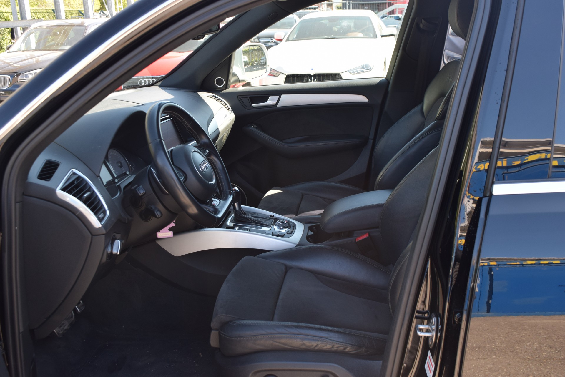 AUDI SQ5 3.0 TDI quattro tiptronic-image-17