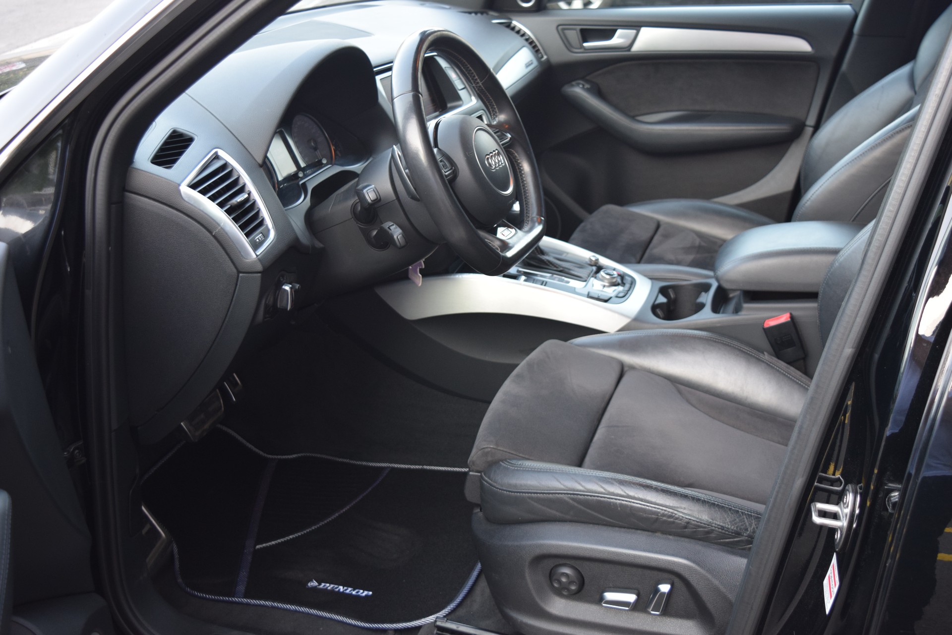 AUDI SQ5 3.0 TDI quattro tiptronic-image-15