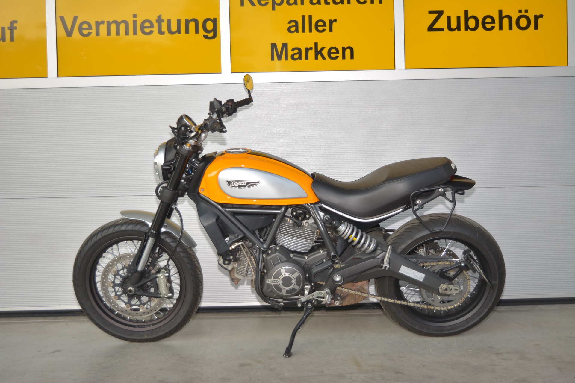 DUCATI Scrambler 800 Classic ABS-image-0