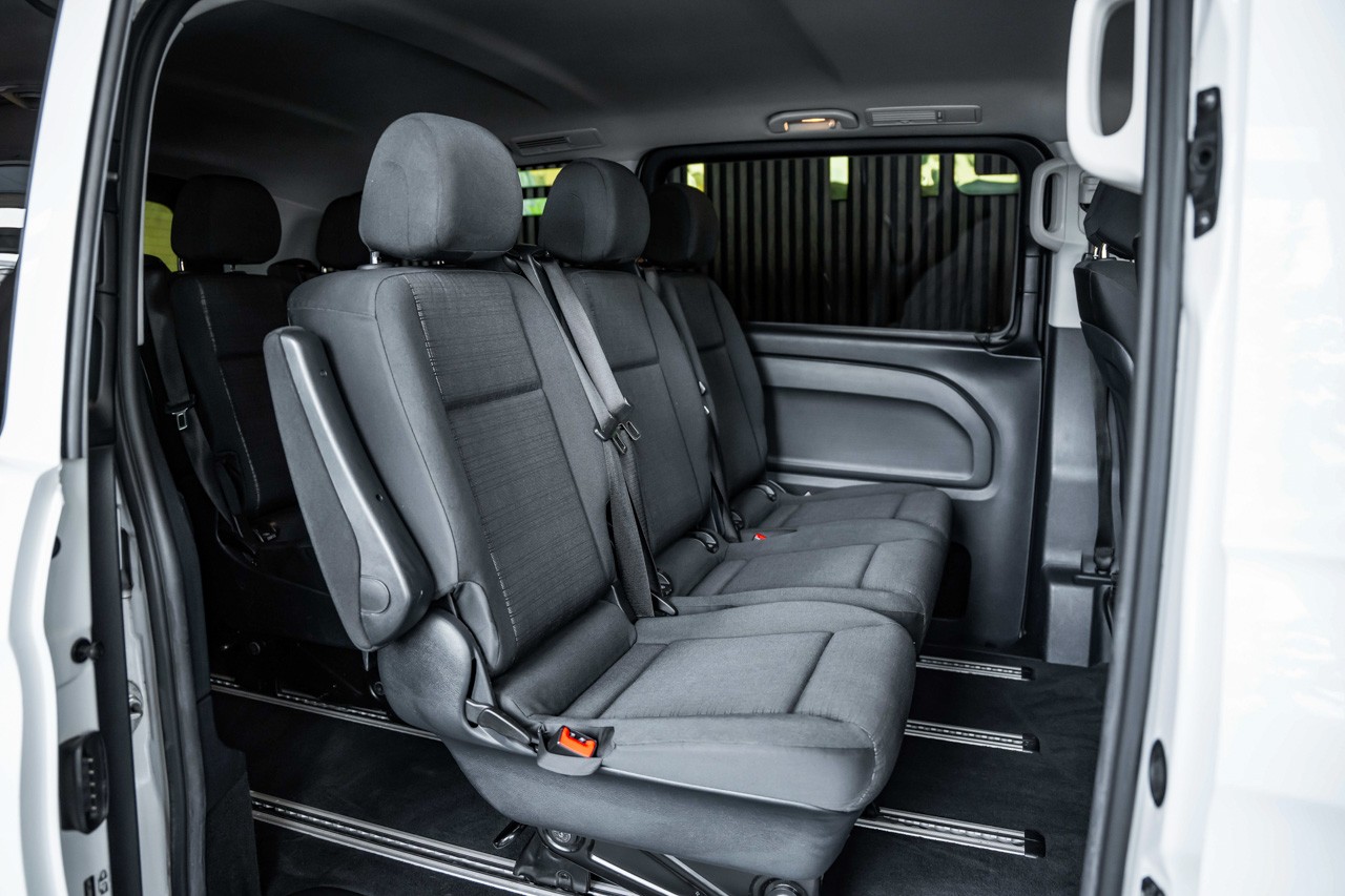 MERCEDES-BENZ Vito 114 BlueTec Tourer Base EL 4Matic 7G-Tronic-image-19
