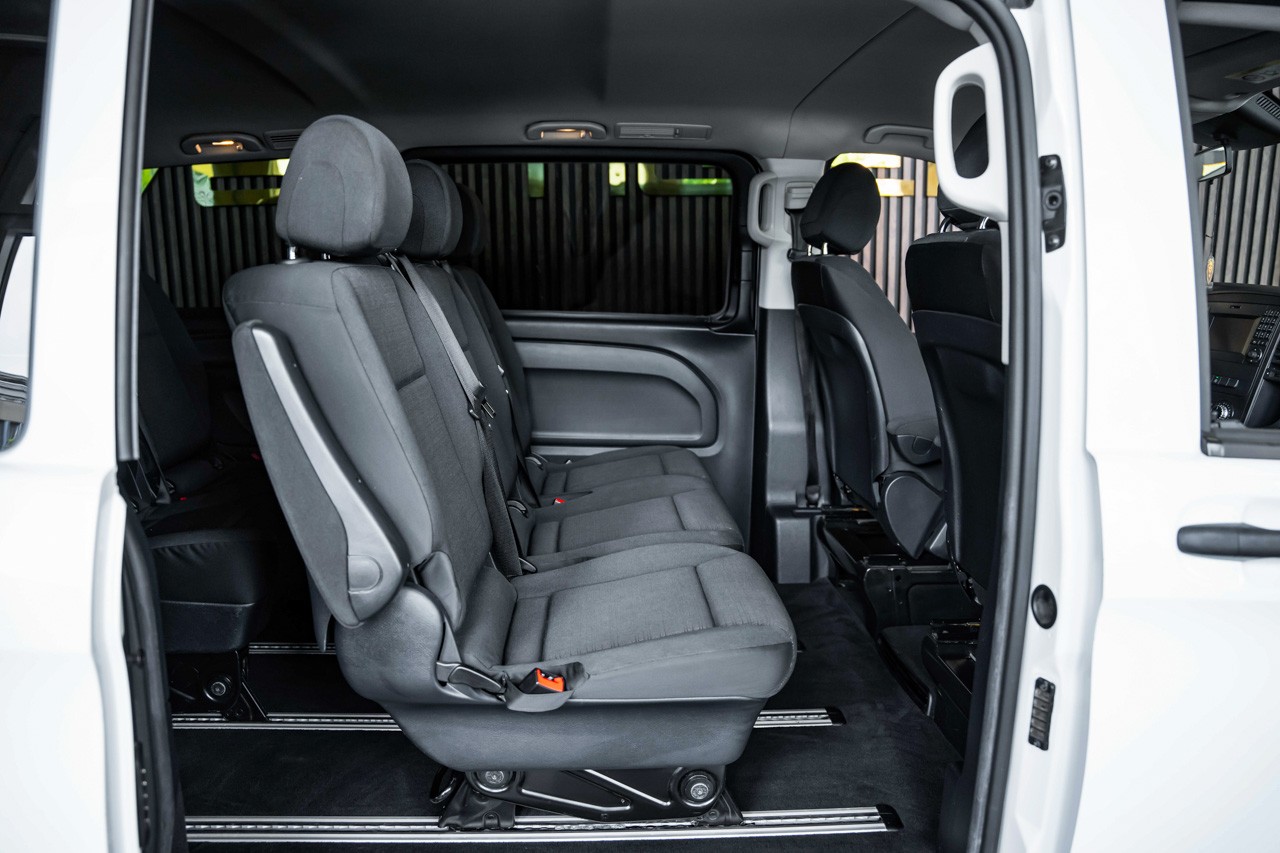 MERCEDES-BENZ Vito 114 BlueTec Tourer Base EL 4Matic 7G-Tronic-image-20