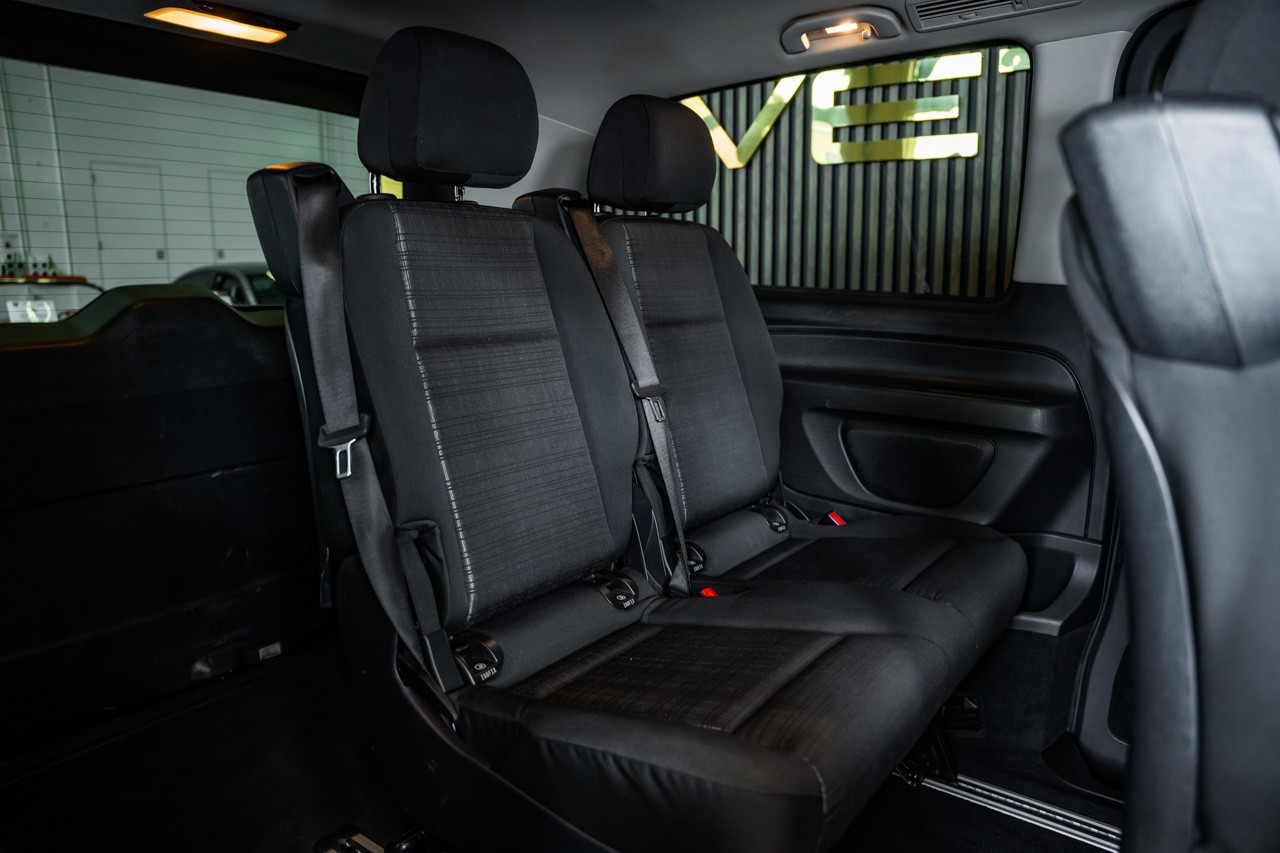 MERCEDES-BENZ Vito 114 BlueTec Tourer Base EL 4Matic 7G-Tronic-image-21