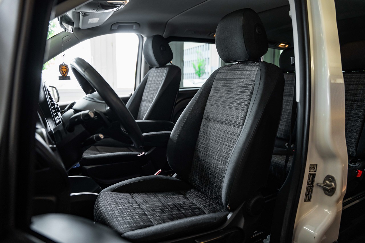 MERCEDES-BENZ Vito 114 BlueTec Tourer Base EL 4Matic 7G-Tronic-image-14