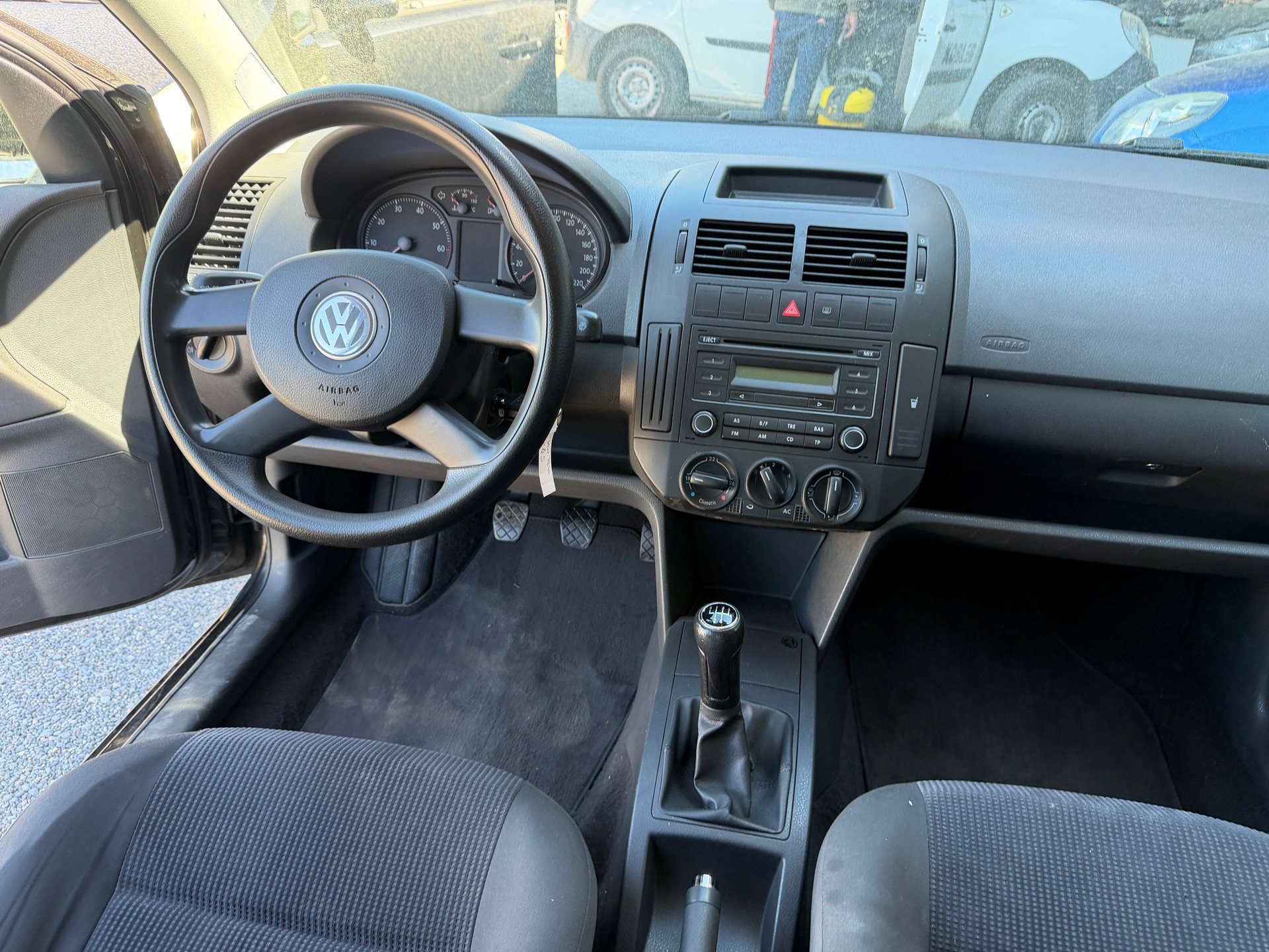 VW Polo 1.4 16V Comfortline-image-9
