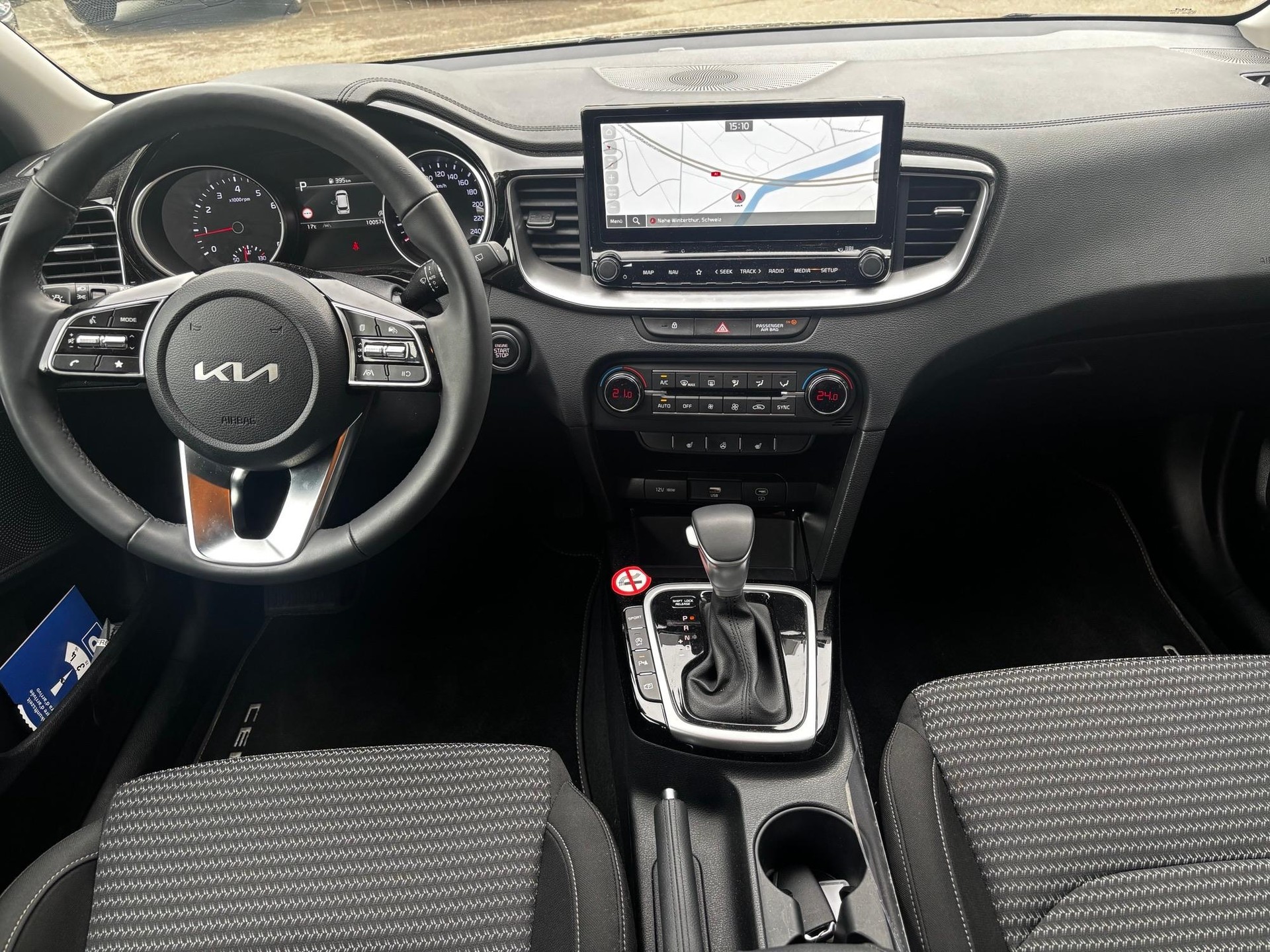 KIA Ceed SW 1.5 T-GDi Power-image-7