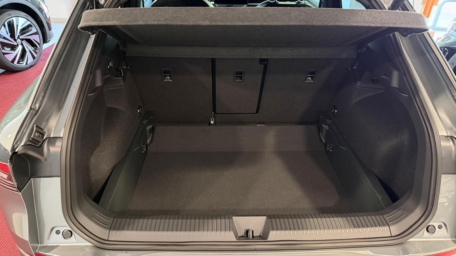 VW T-Roc 1.5 eTSI mHEV R-Line DSG-image-9