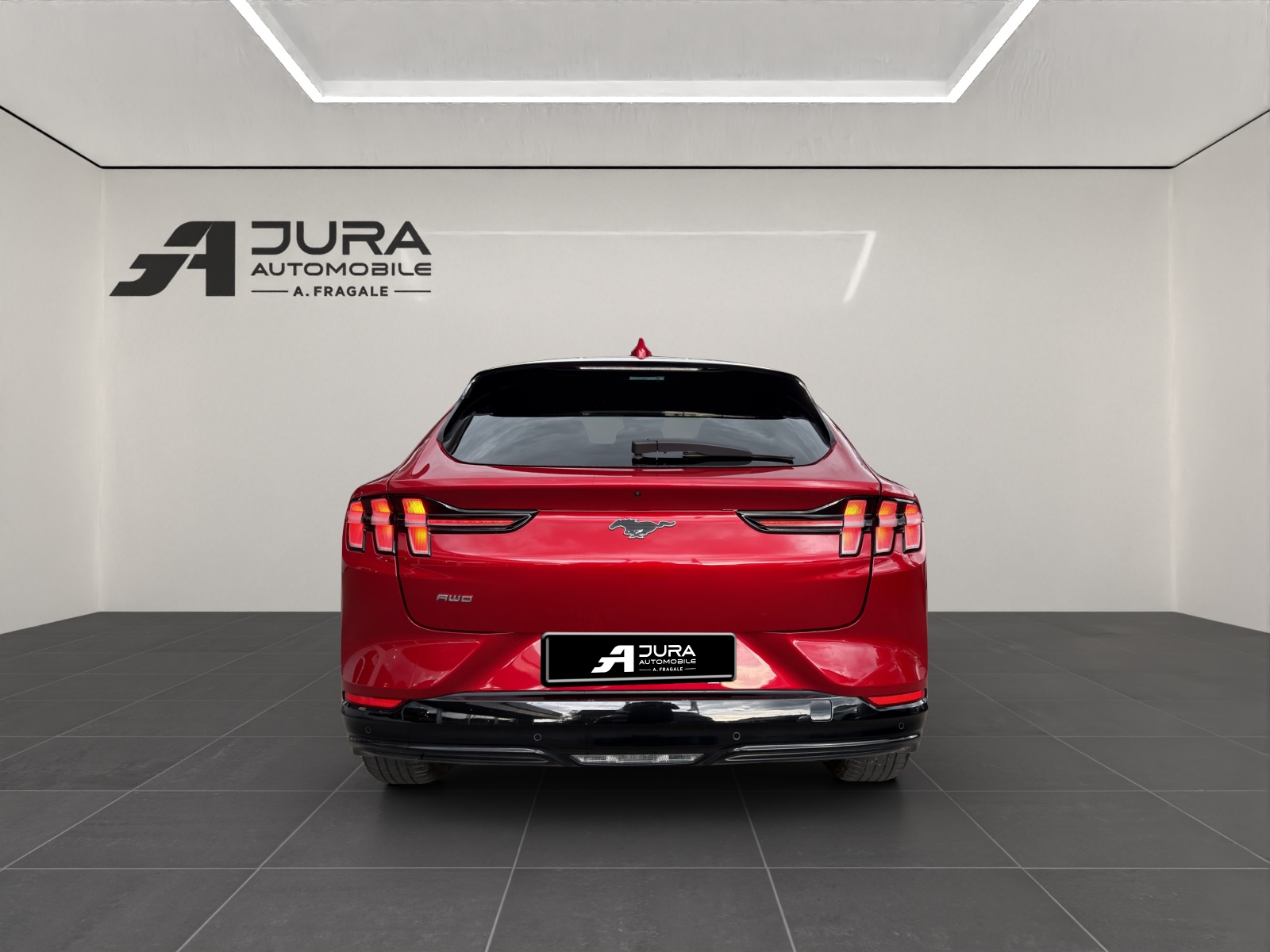 FORD Mustang Mach-E Premium AWD-image-5