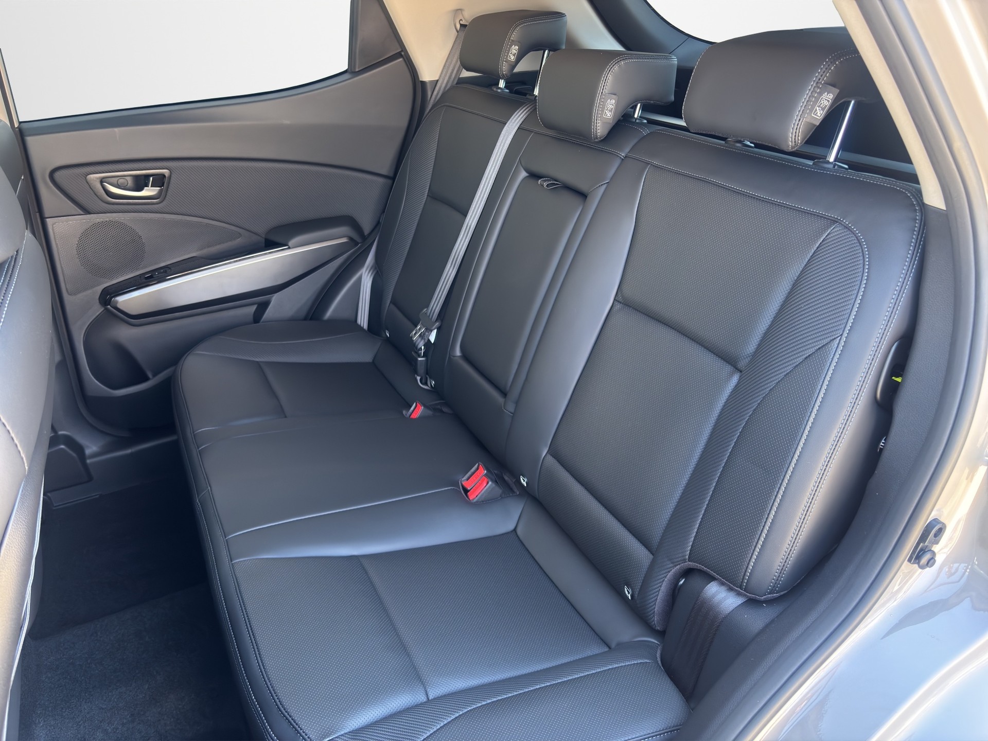 KGM-SsangYong Tivoli 1.5 T-Gdi Platinum 4WD-image-7