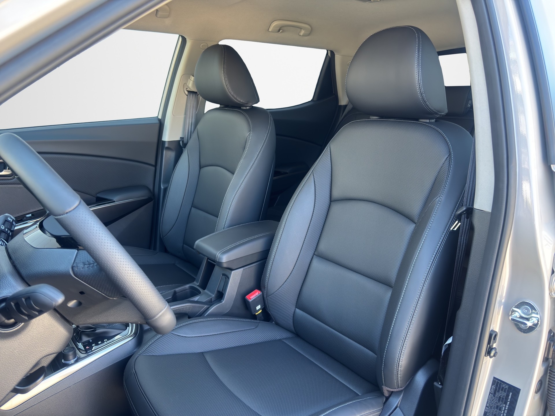 KGM-SsangYong Tivoli 1.5 T-Gdi Platinum 4WD-image-5