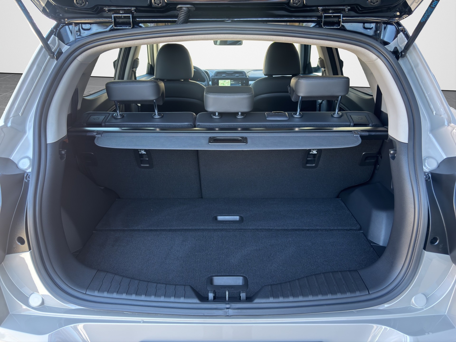 KGM-SsangYong Tivoli 1.5 T-Gdi Platinum 4WD-image-11