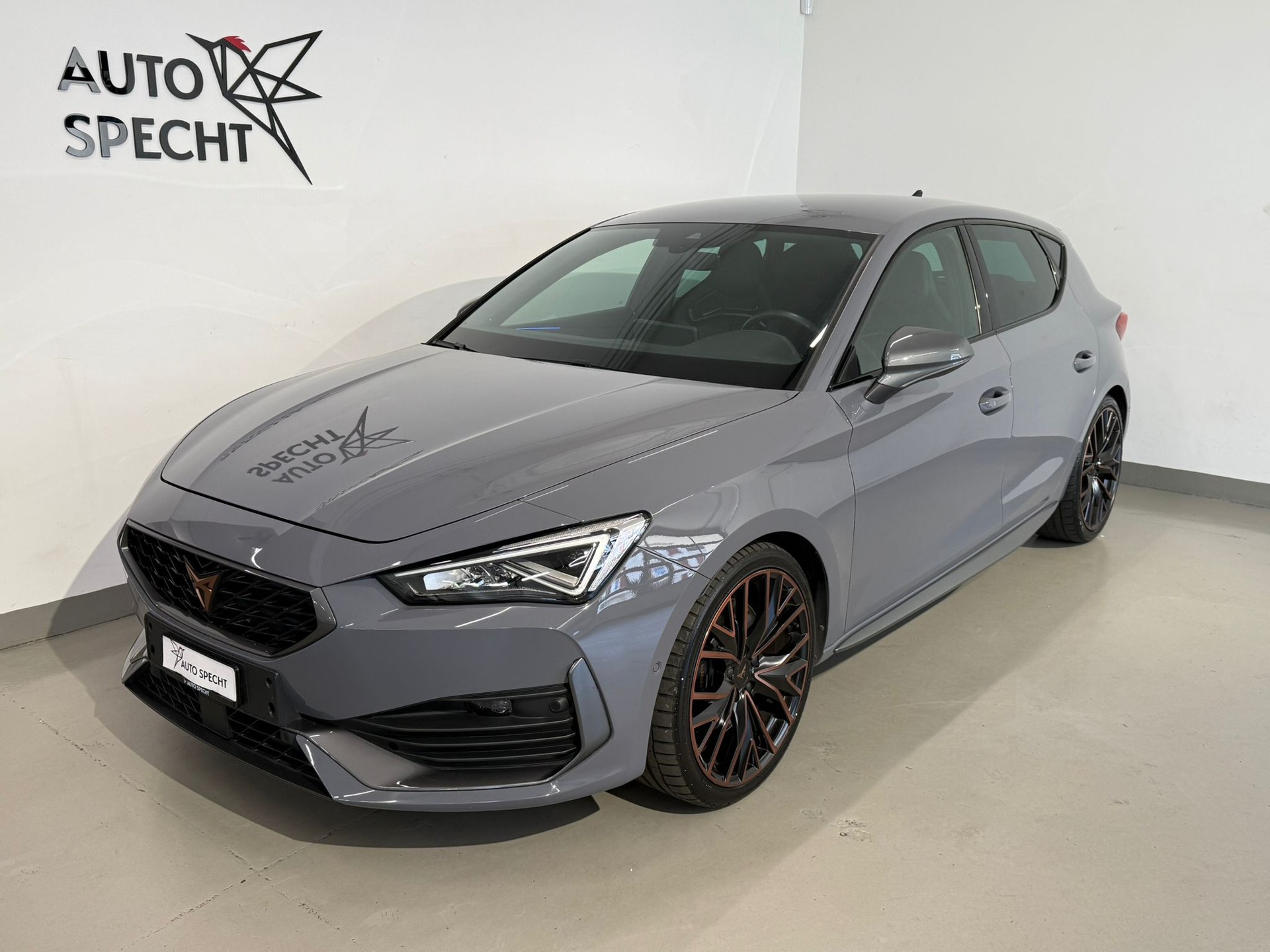 CUPRA LEON VZ CUP 2.0 TSI DSG-showroom-element-1