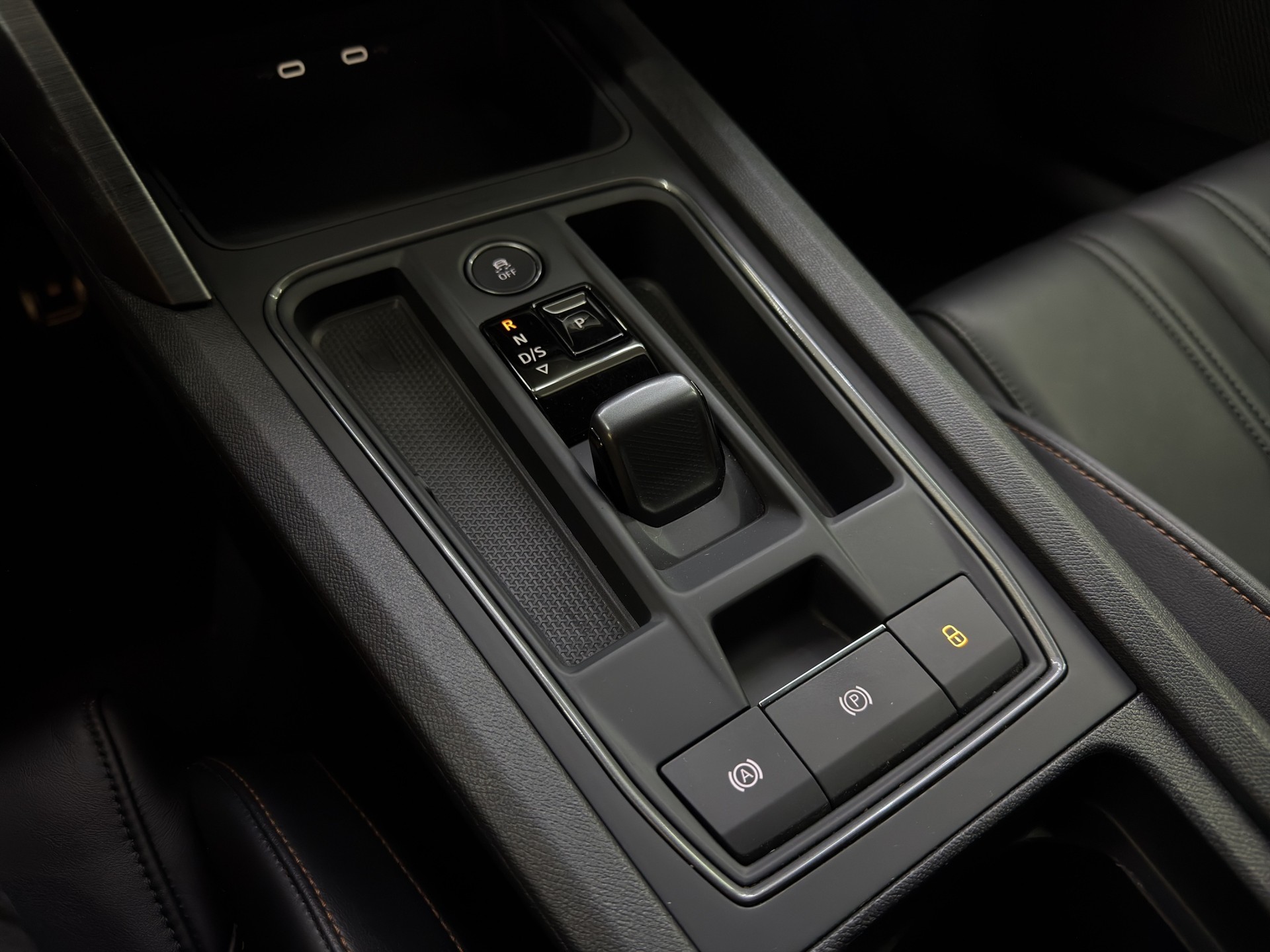 CUPRA LEON VZ CUP 2.0 TSI DSG-image-33