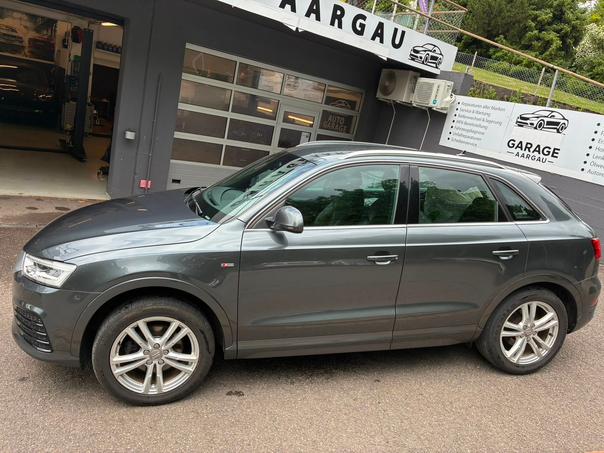 AUDI Q3 2.0 TDI sport quattro S-tronic-image-7