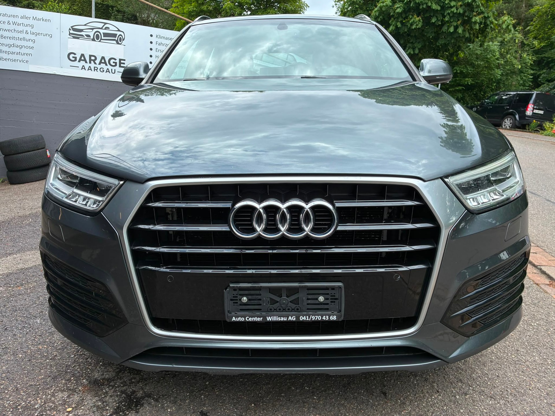 AUDI Q3 2.0 TDI sport quattro S-tronic-showroom-element-1