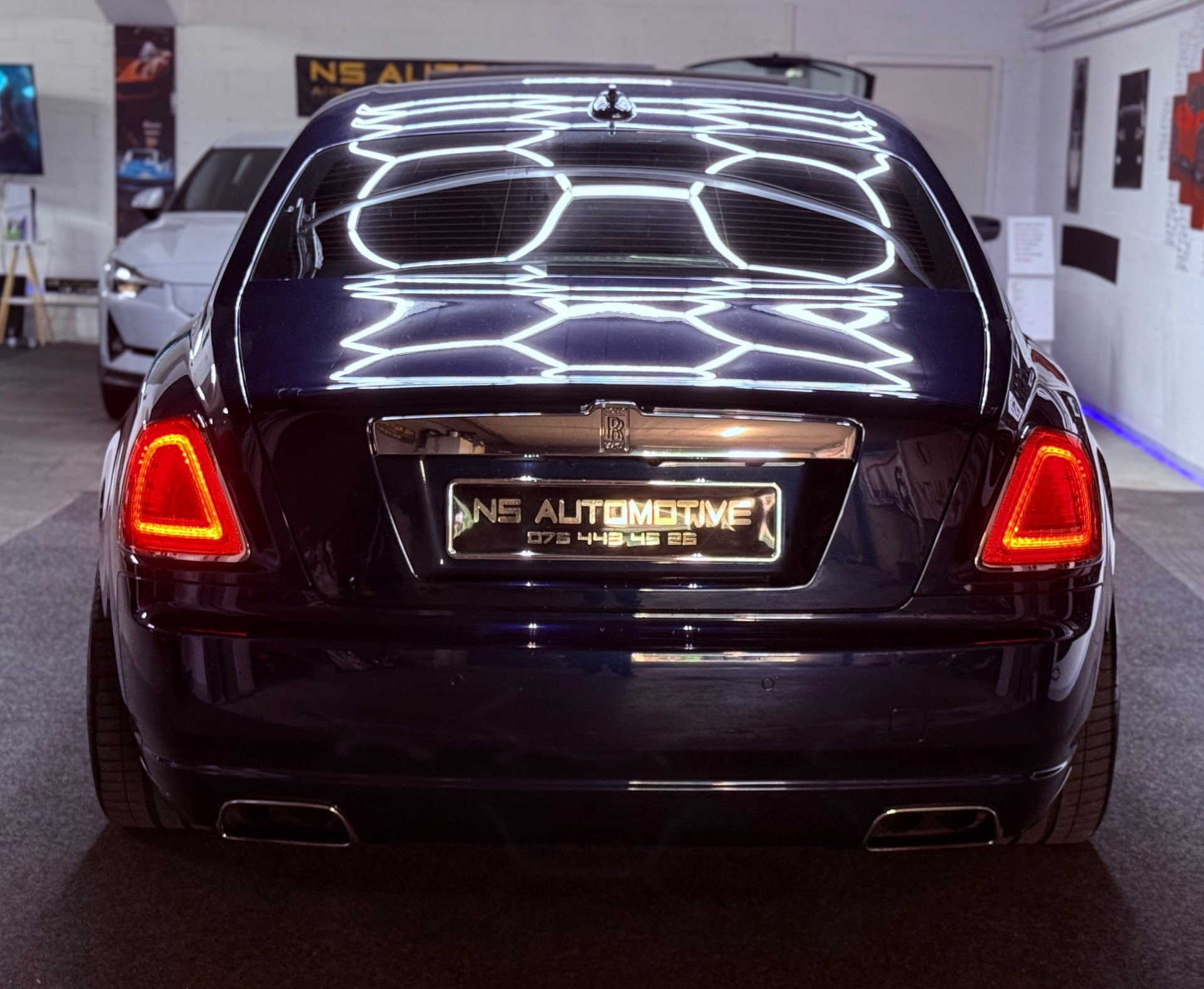 ROLLS-ROYCE Ghost 6.6 V12 EWB-image-4