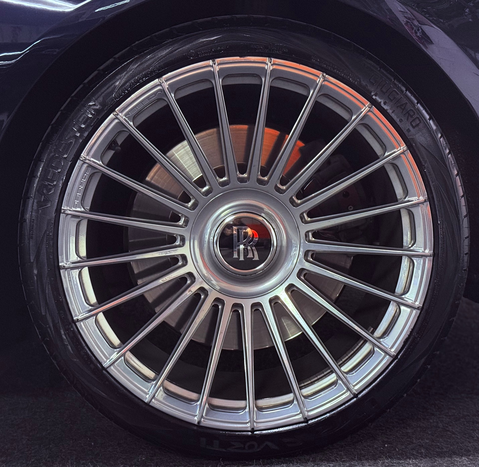 ROLLS-ROYCE Ghost 6.6 V12 EWB-image-10