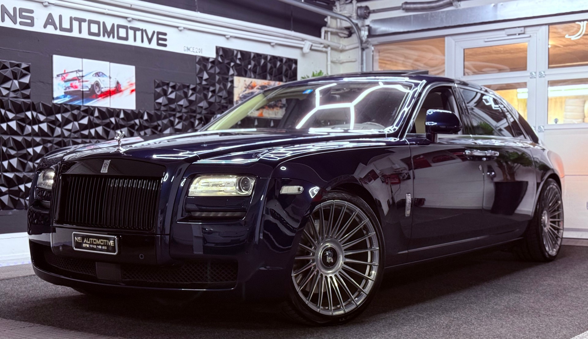 ROLLS-ROYCE Ghost 6.6 V12 EWB-image-6