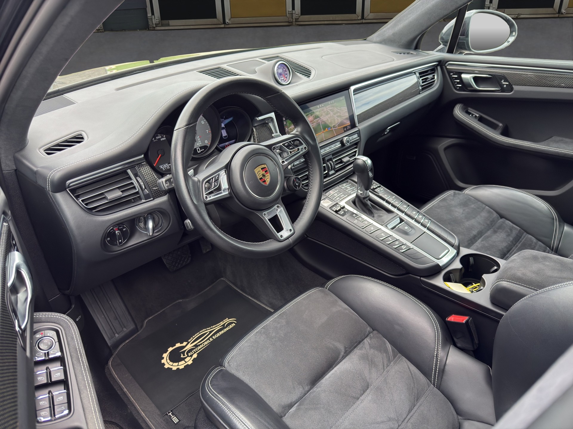PORSCHE Macan 2.9 V6 GTS-image-8