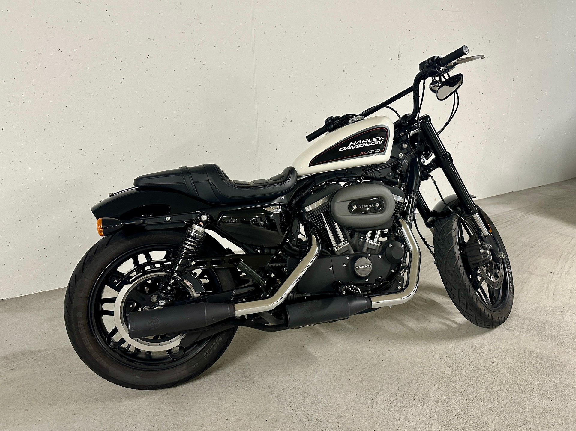 HARLEY-DAVIDSON XL 1200 CX Sportster Roadster ABS-image-2
