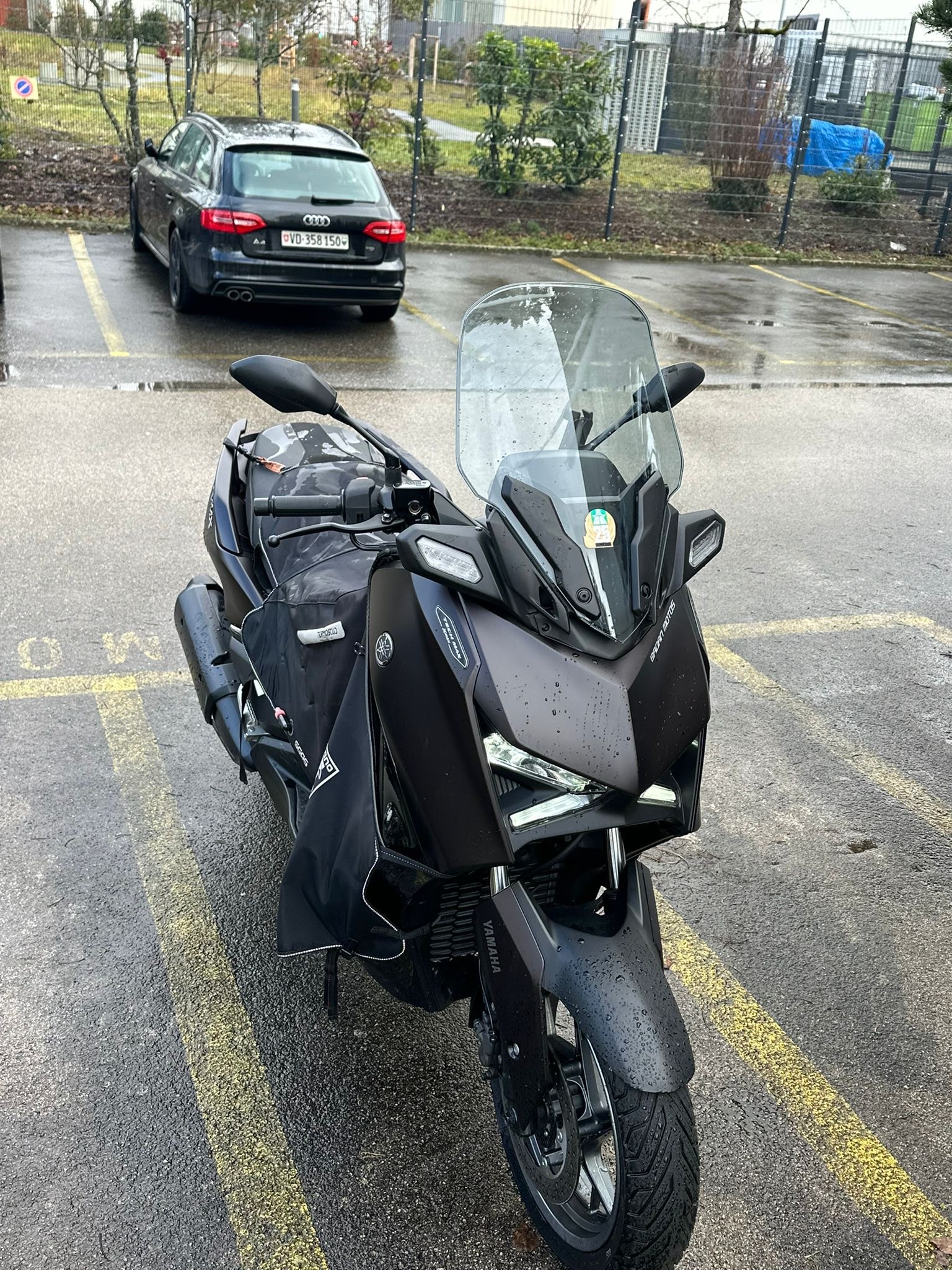 YAMAHA X-Max 300 Tech Max-image-1