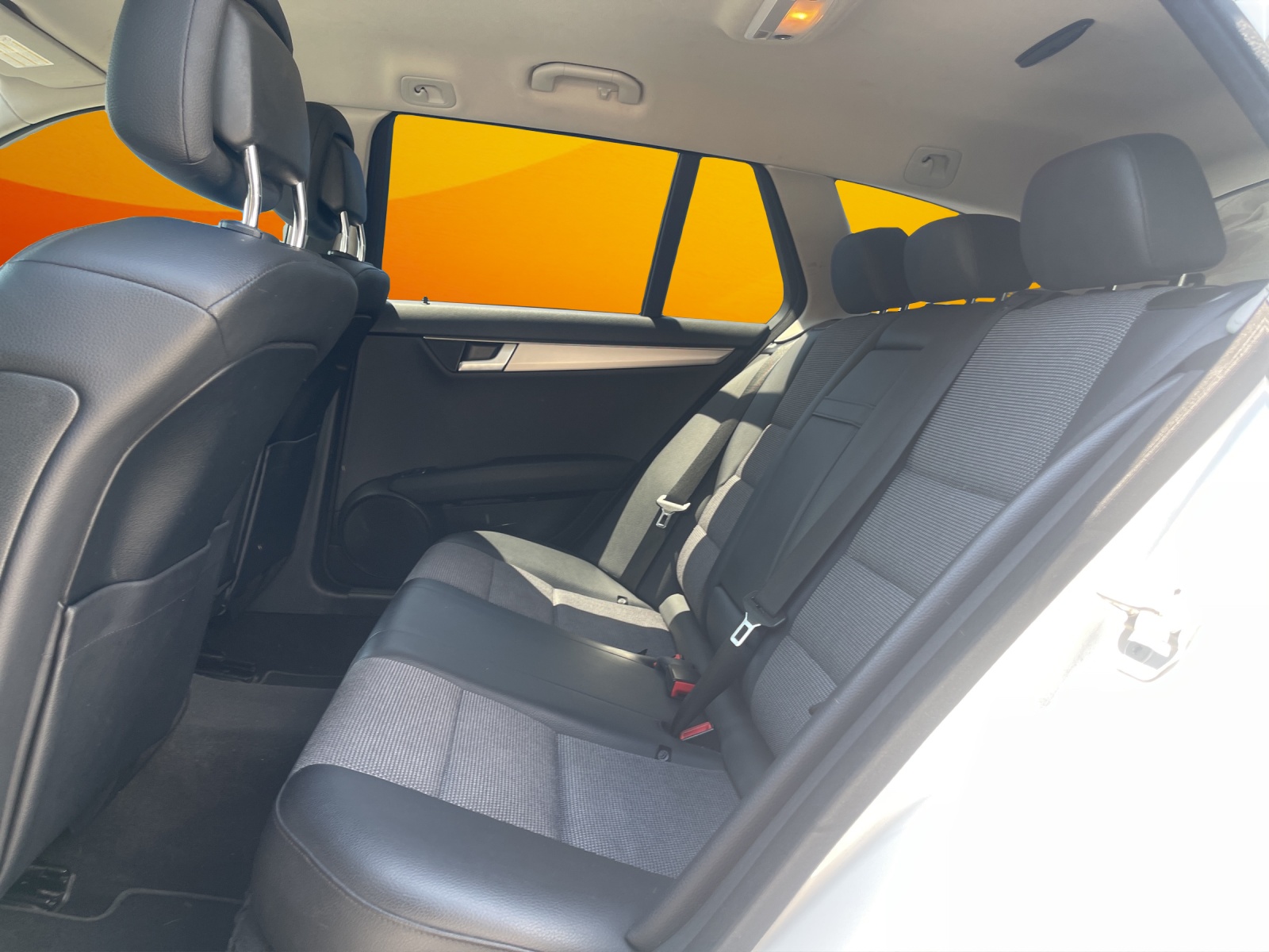 MERCEDES-BENZ C 250 CDI Avantgarde 4Matic 7G-Tronic-image-11