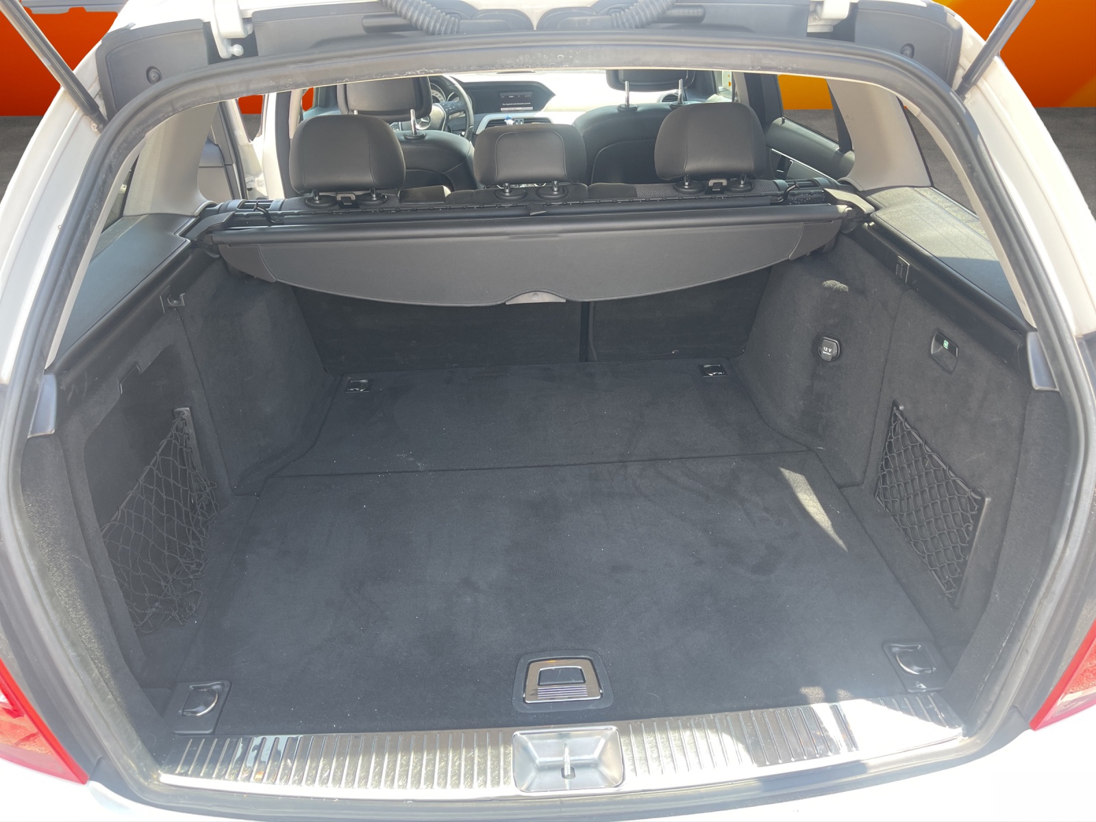 MERCEDES-BENZ C 250 CDI Avantgarde 4Matic 7G-Tronic-image-12