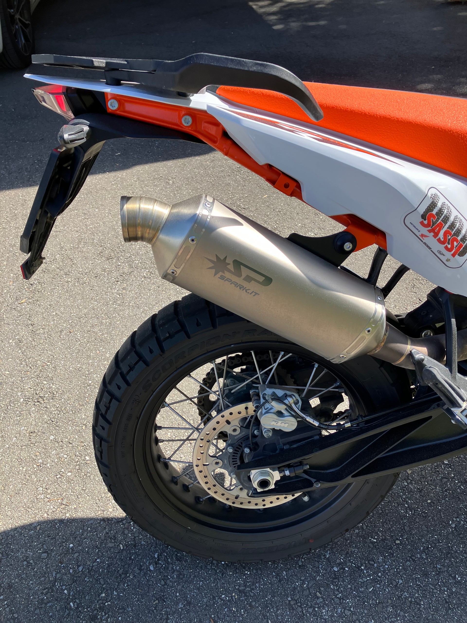 KTM 890 adventure R-image-4