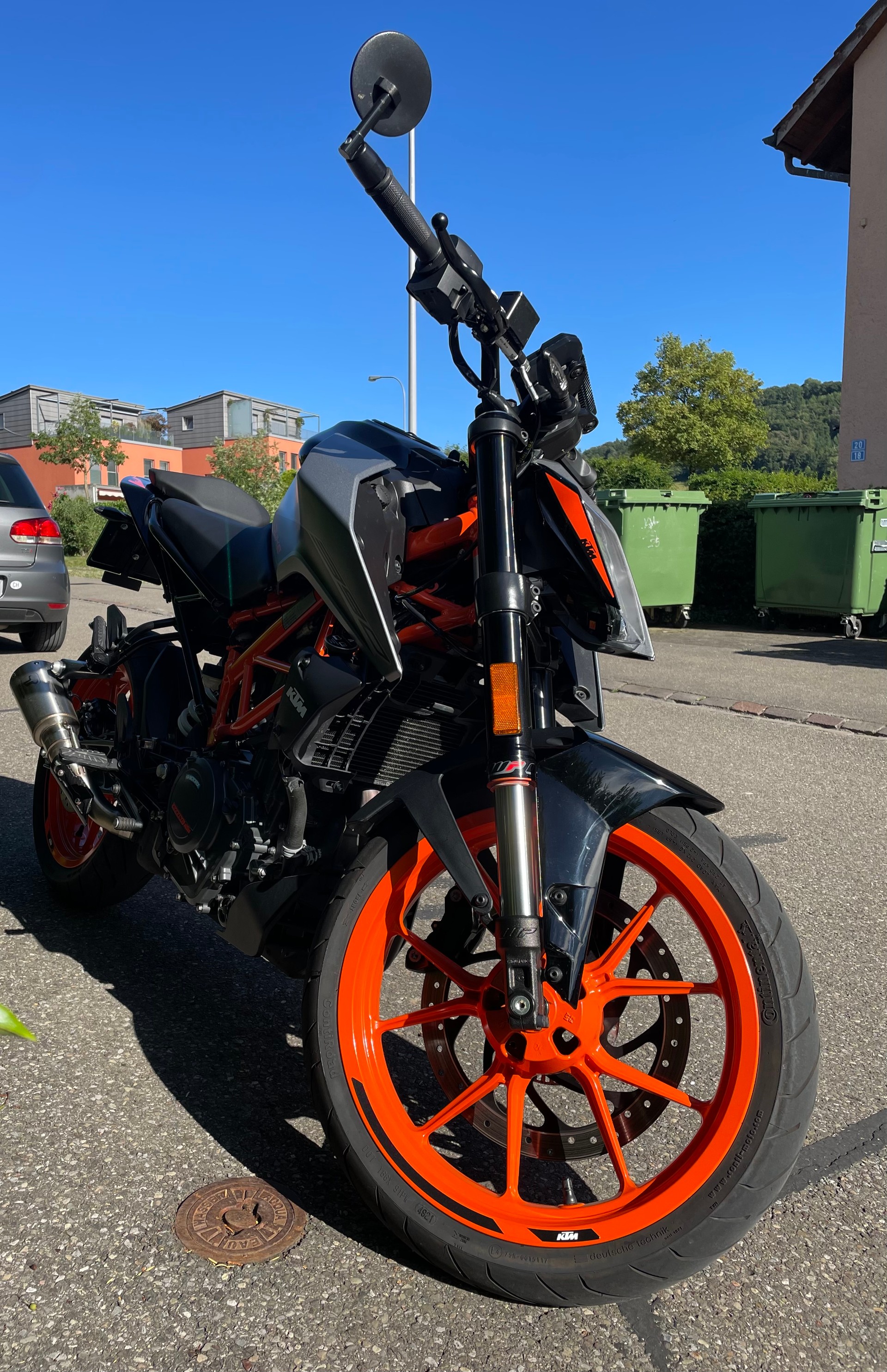 KTM 390 Duke-image-5