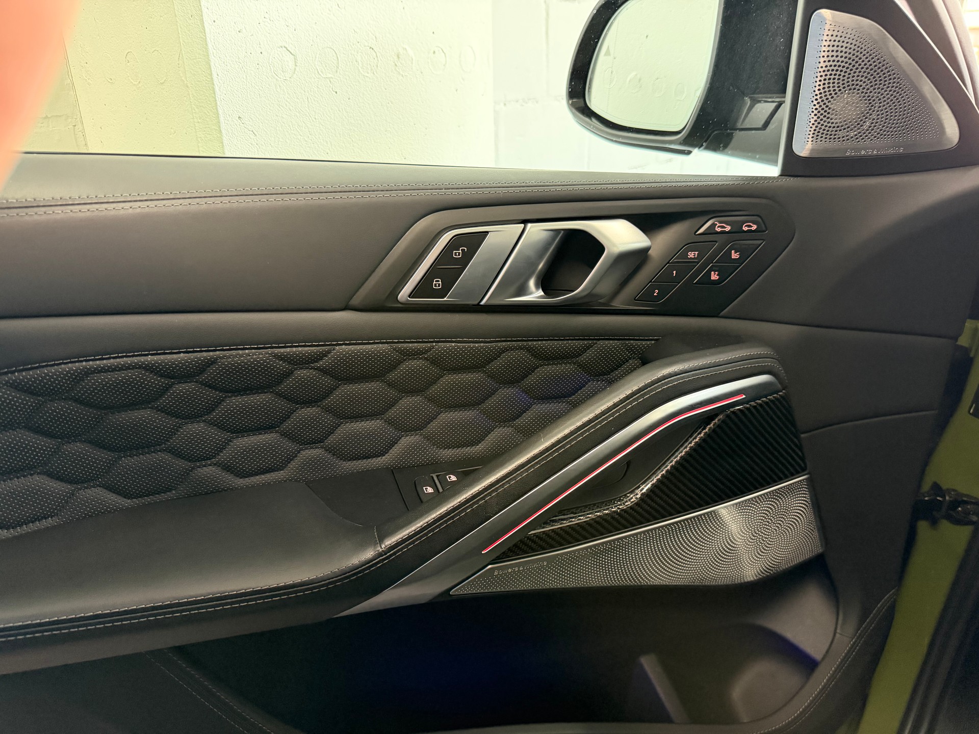 BMW X6M Steptronic M Competition URBAN GREEN * B&W *Softclose * Carbon * Skylounge * Headup * 360 * Gestik * NIGHT VISION * TV *-image-14