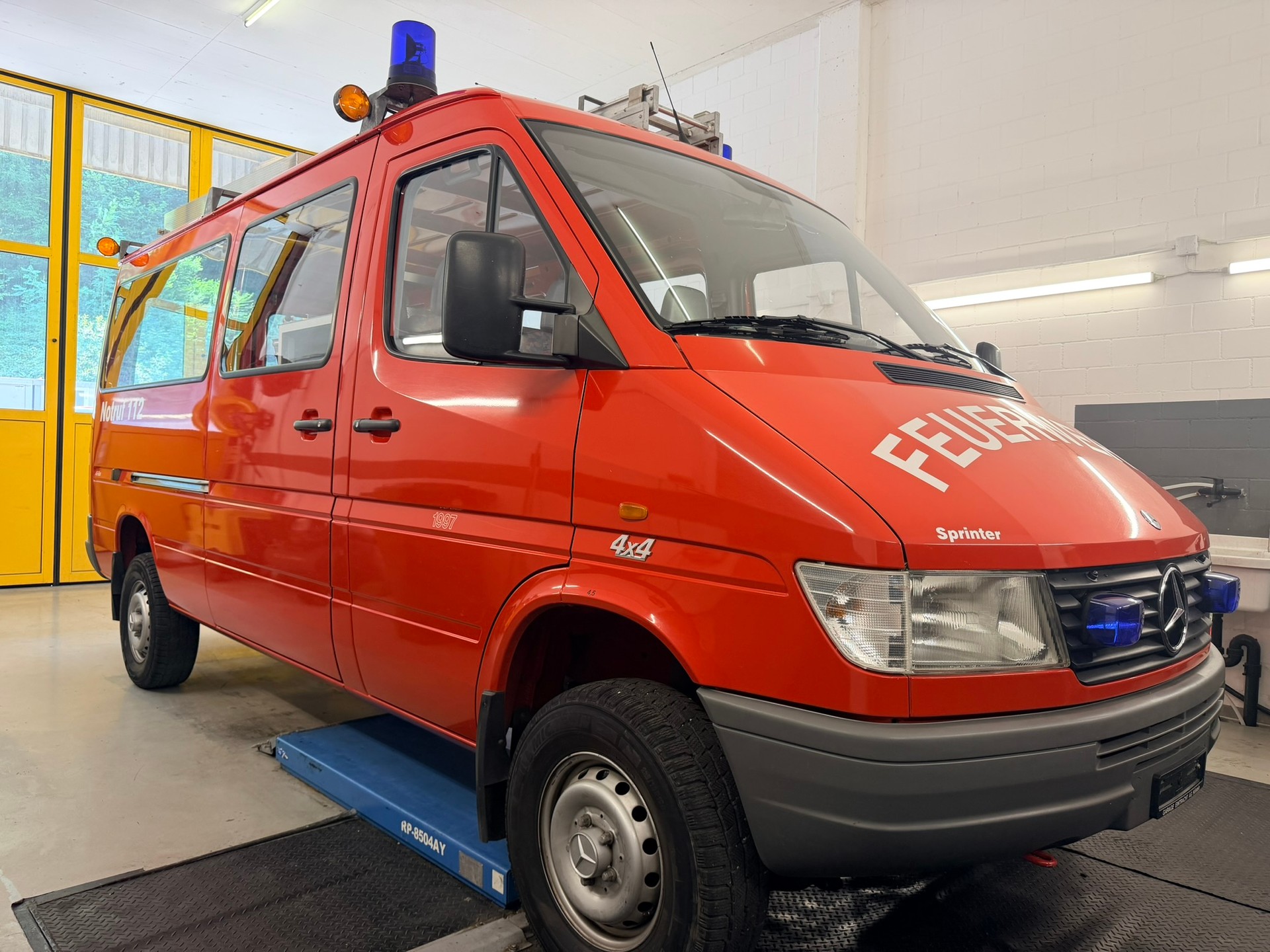 MERCEDES-BENZ Sprinter 312 D 4X4 SPERRDIFF FEUERWEHR-showroom-element-2