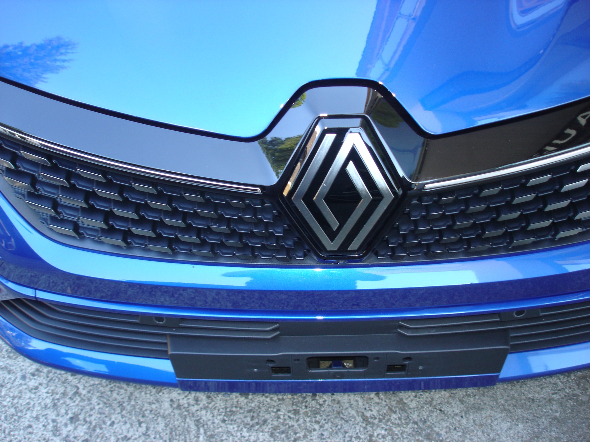 RENAULT Clio 1.0 Techno X-Tronic-image-5