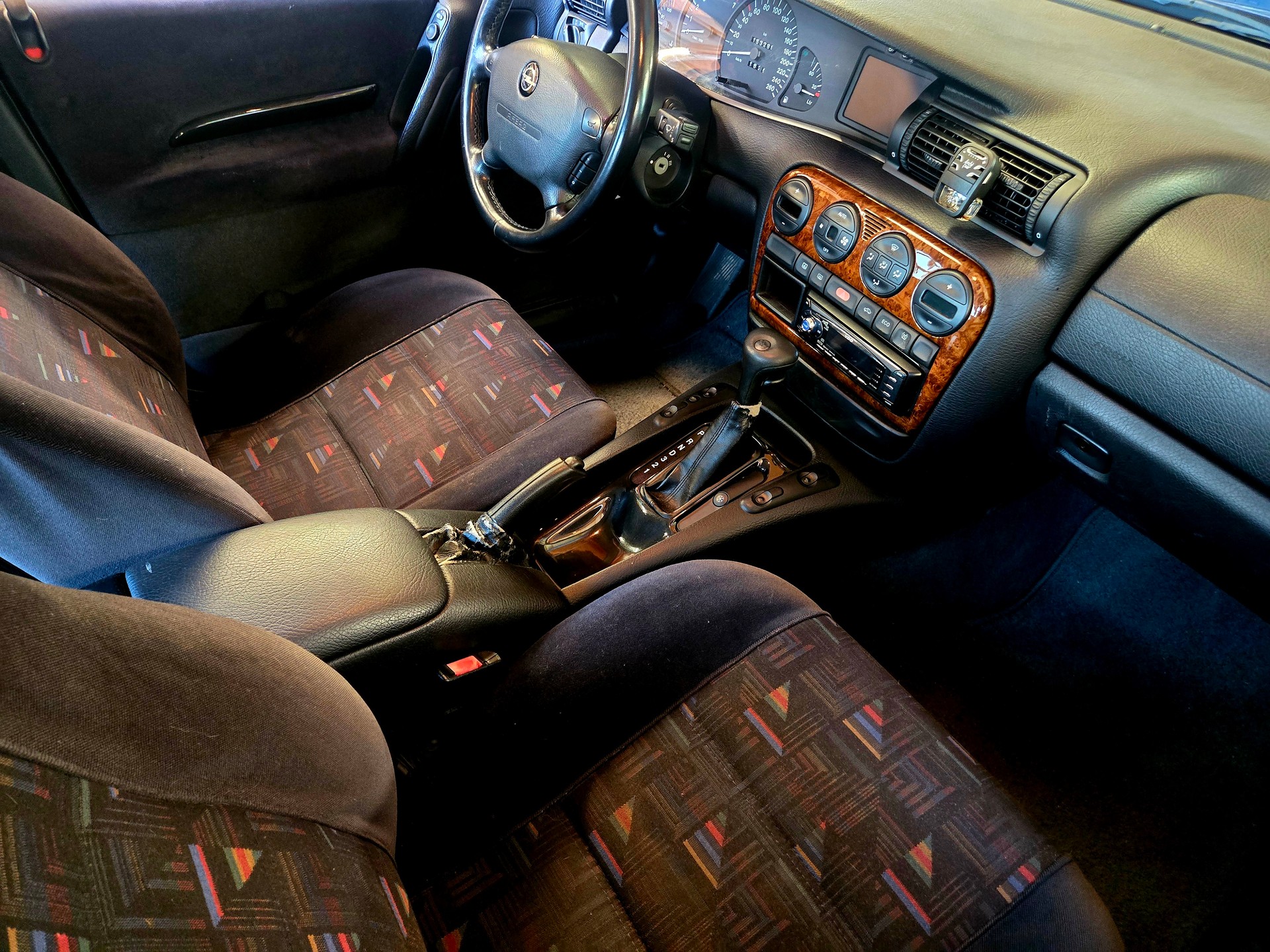 OPEL Omega 2.5i V6 Business-image-5