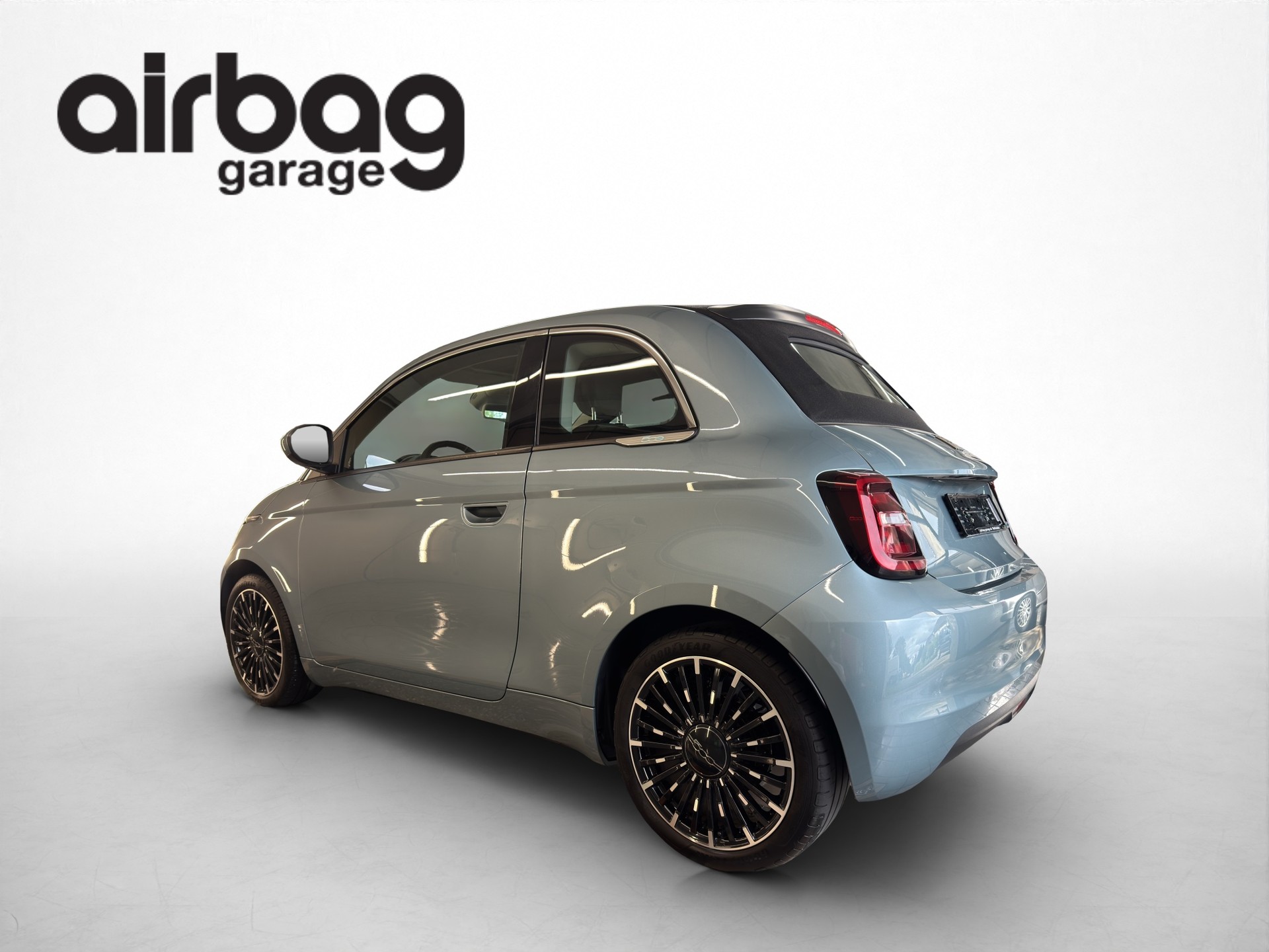 FIAT 500 C electric 87 kW Icon-image-2