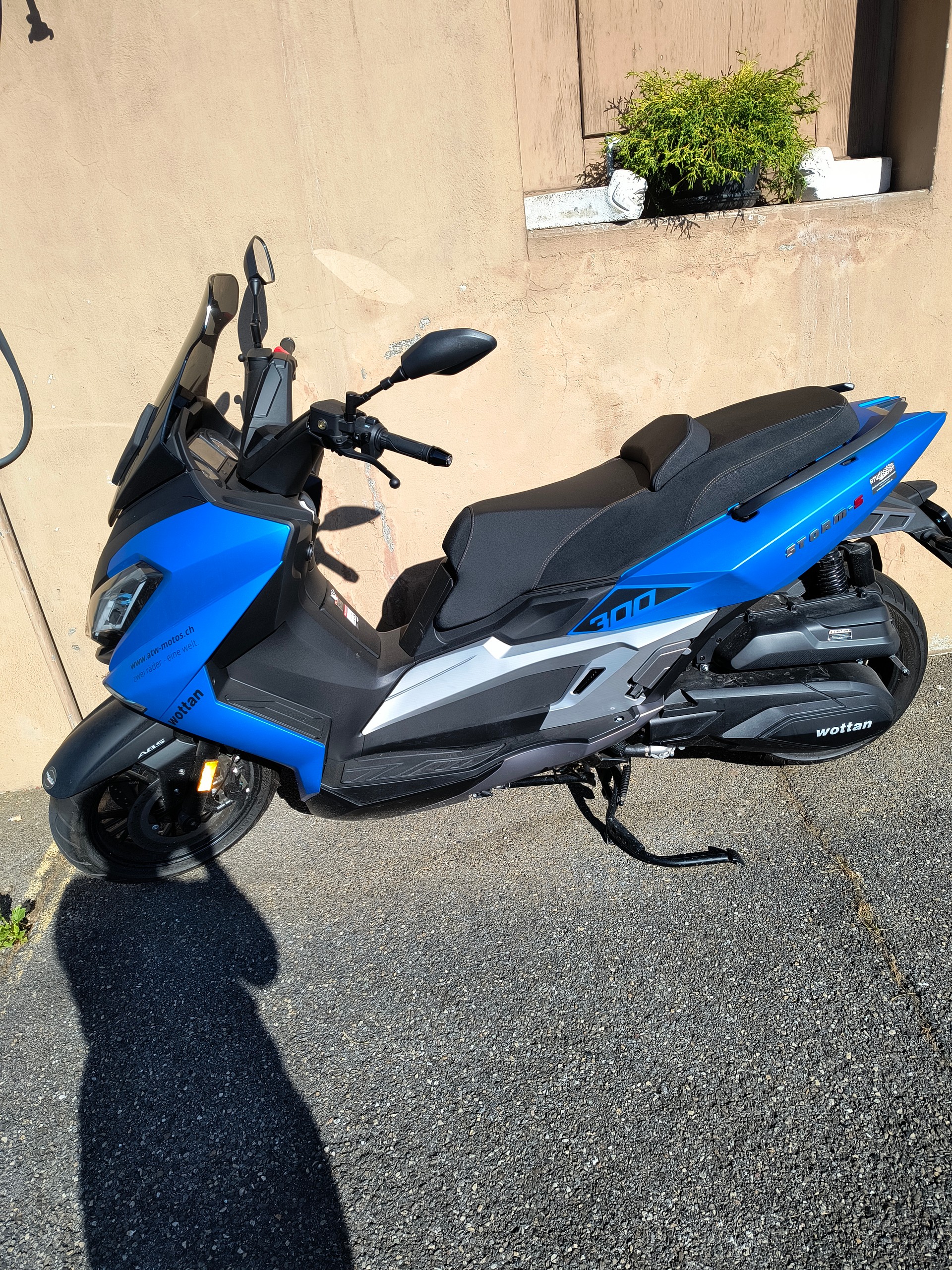 WOTTAN Wottan Strom 300 CBS-image-0