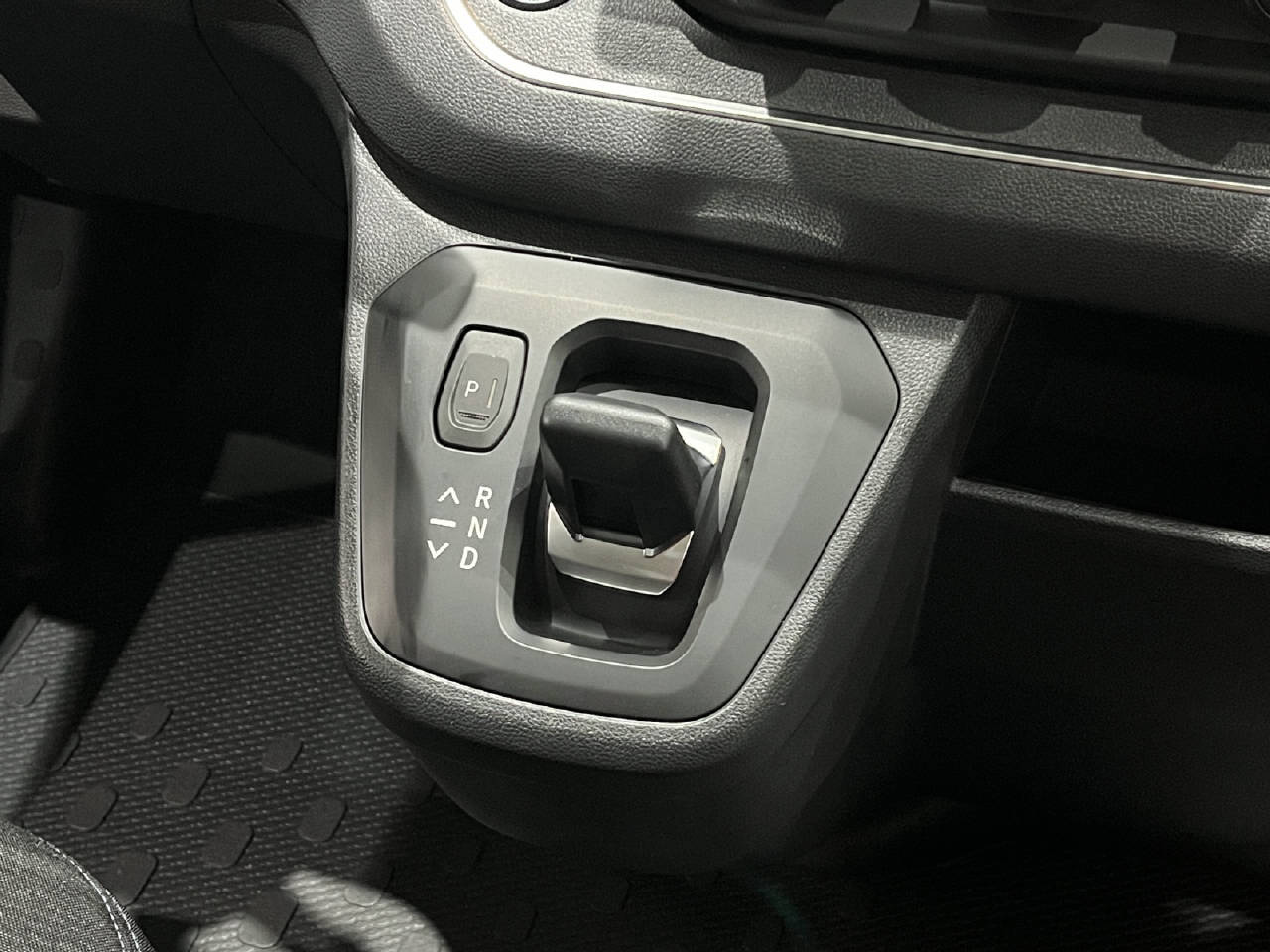 NISSAN Primastarr Kaw. 3.0 t L2 H1 2.0 N-Connecta-image-13