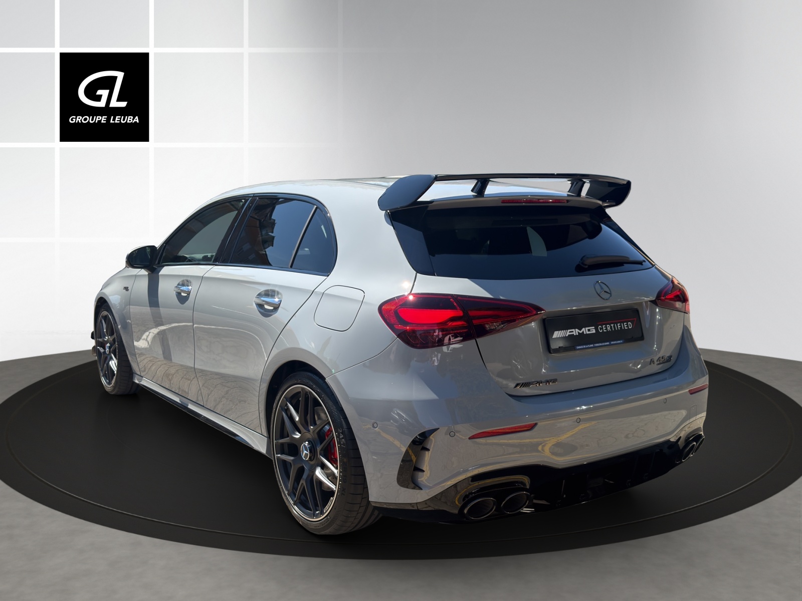 MERCEDES-BENZ A AMG 45 S 4Matic+ 8G-DCT-showroom-element-2