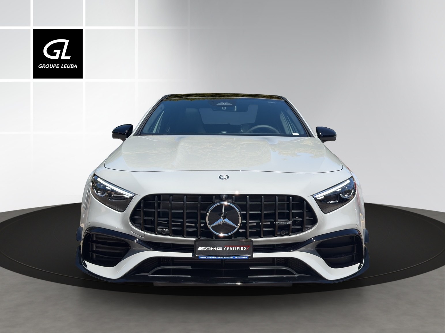 MERCEDES-BENZ A AMG 45 S 4Matic+ 8G-DCT-showroom-element-3