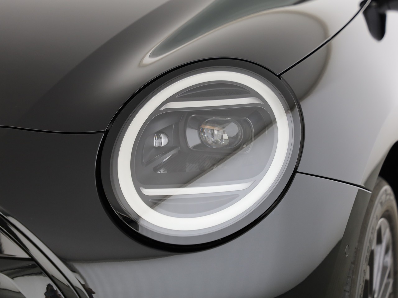 MINI Cooper E-image-5